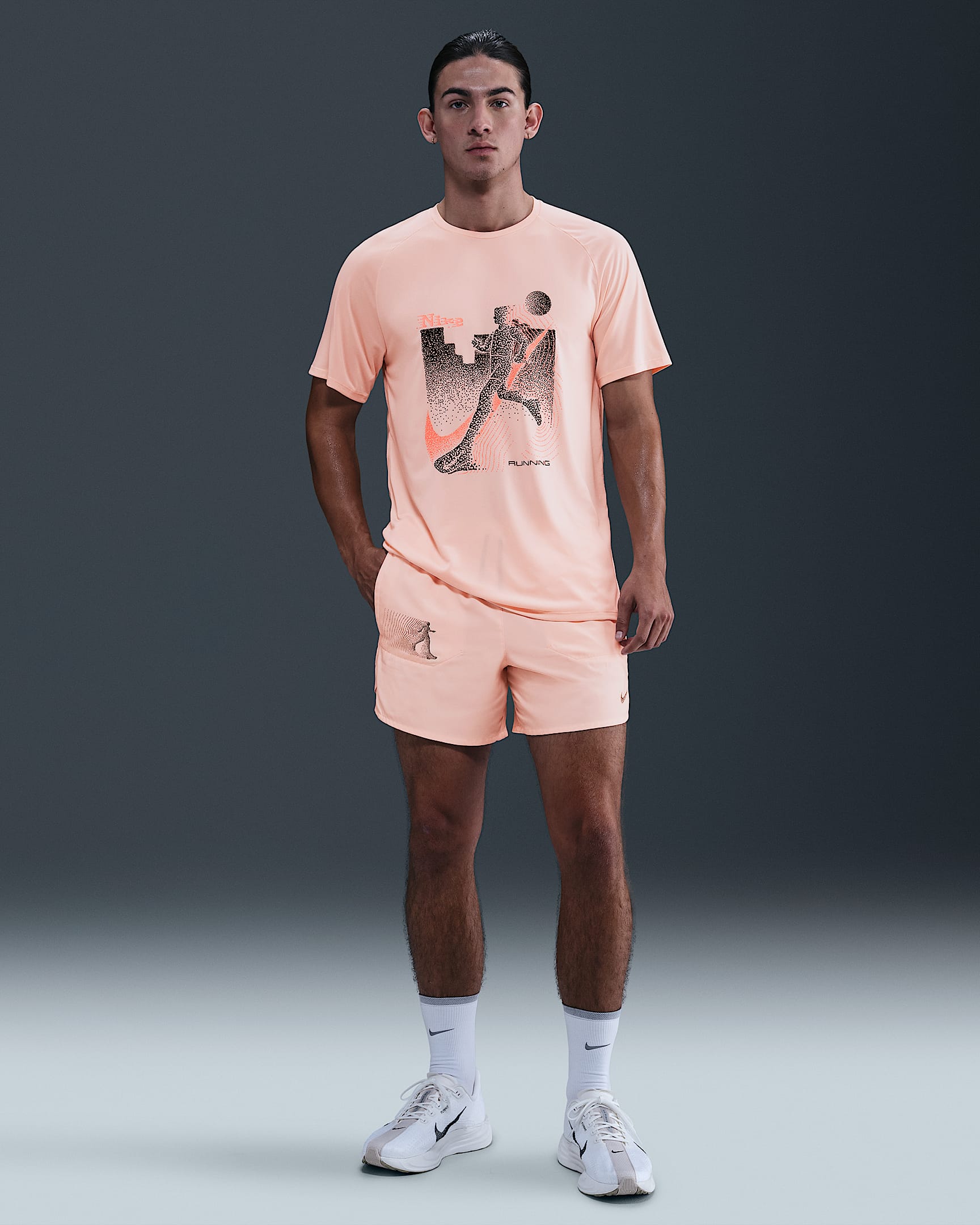 Nike Stride Men's Dri-FIT 13cm (approx.) Brief-Lined Running Shorts - Washed Coral