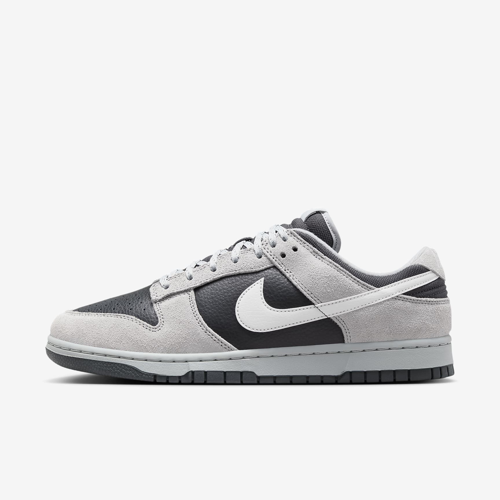 Nike Dunk Low グレー/ホワイト Nike Dunk Low | PickSneak
