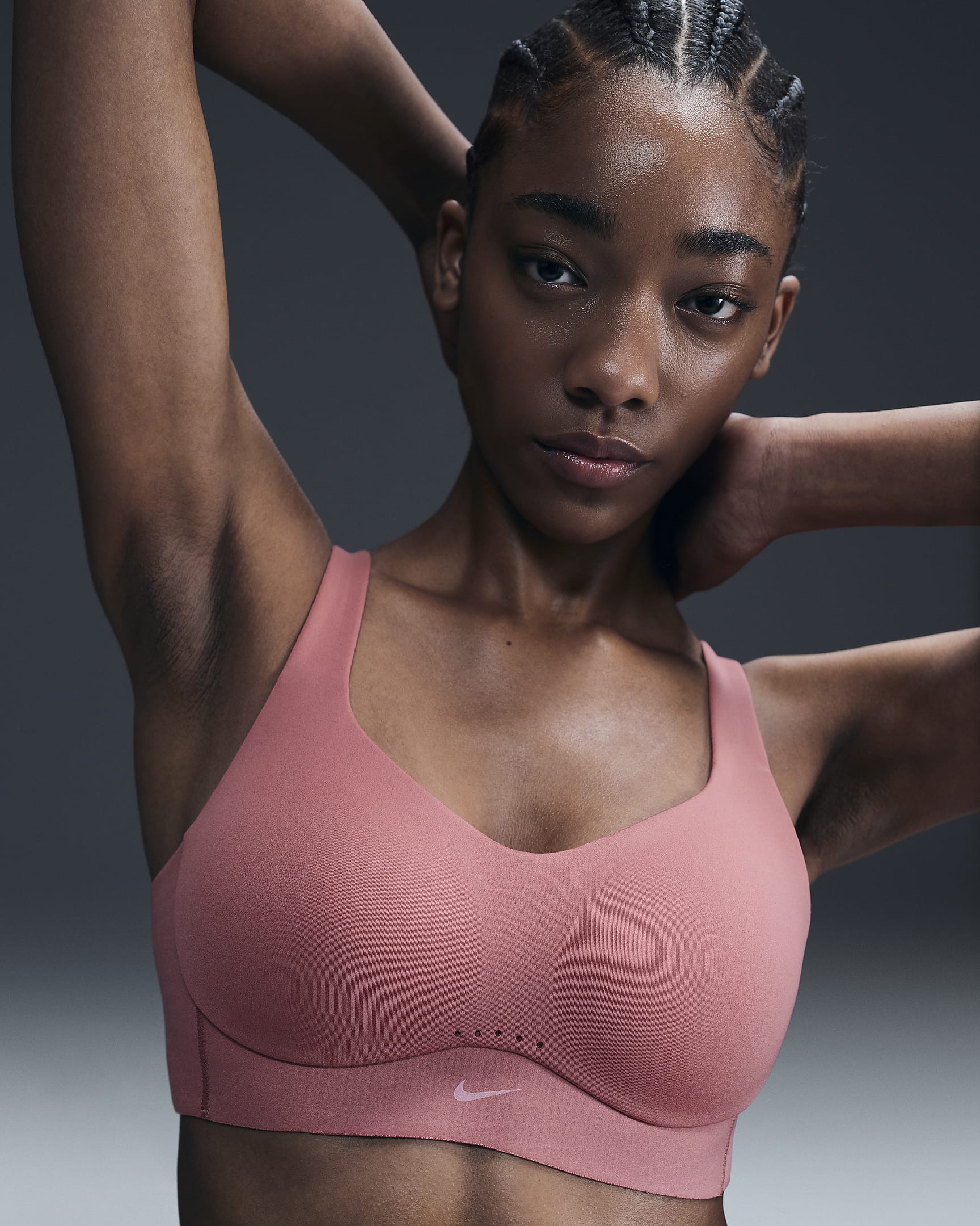 Brassière de sport convertible et rembourrée Nike Alate High Support pour femme - Canyon Pink