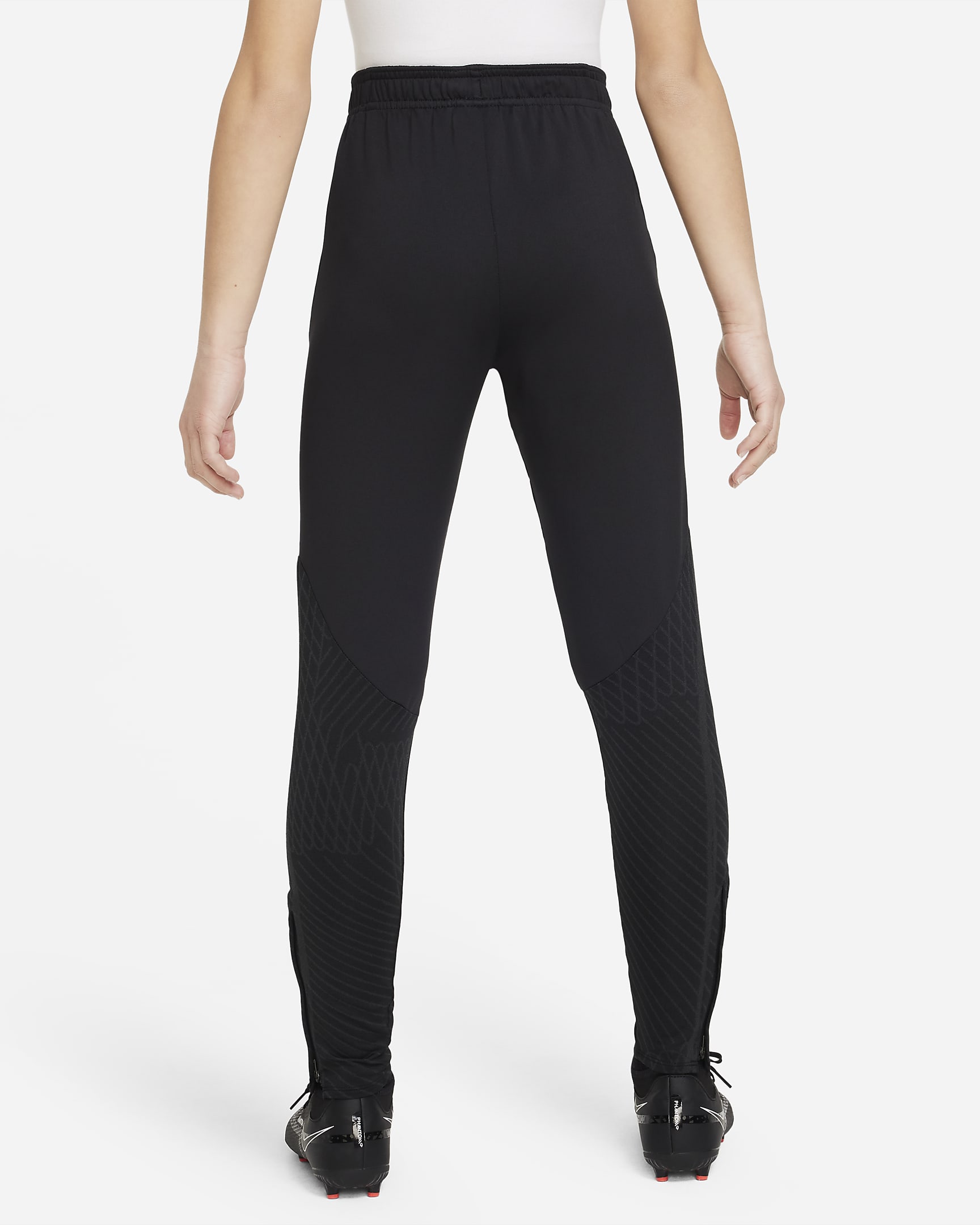 Nike DriFIT Strike Older Kids' Football Pants. Nike UK