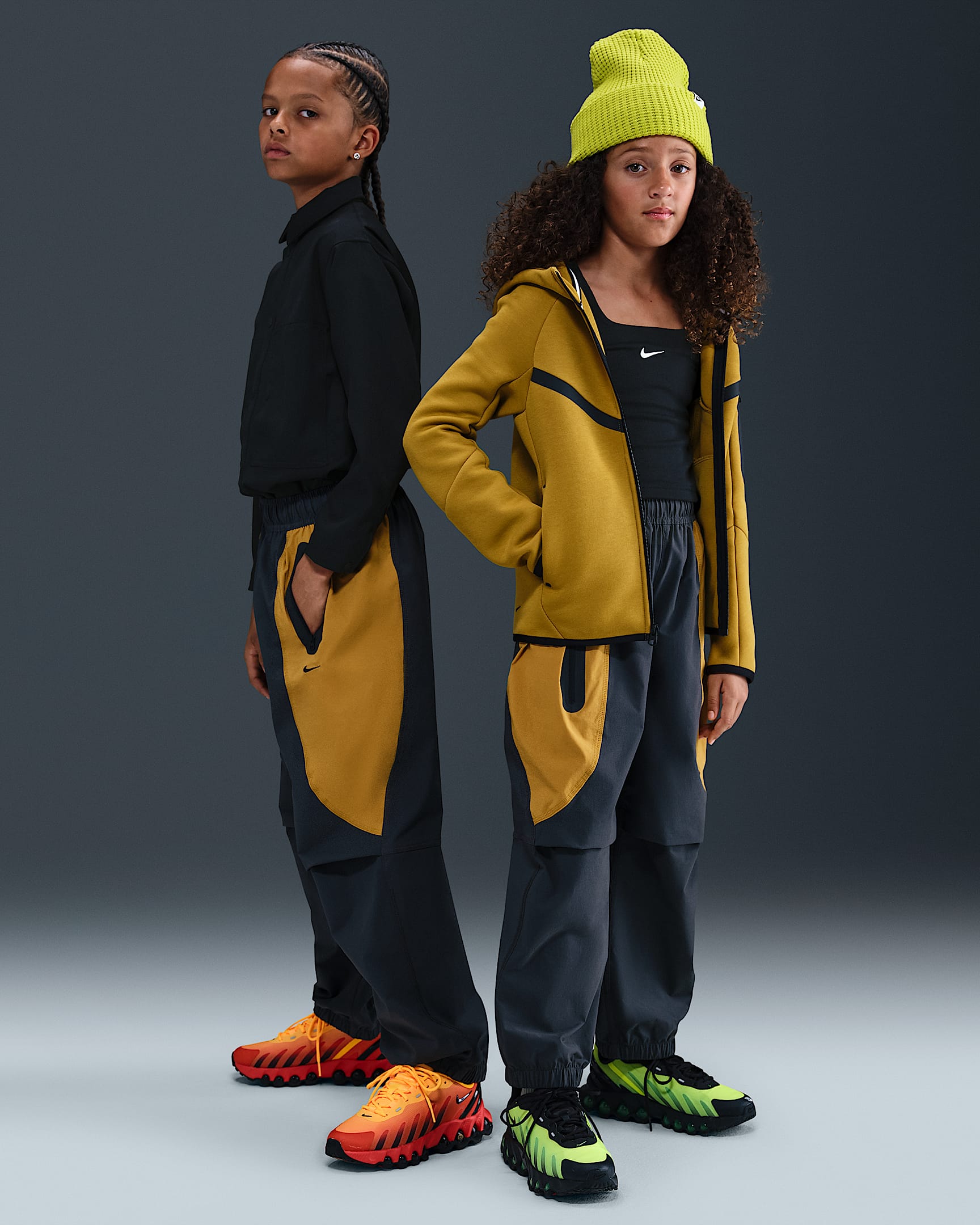 Nike Tech Pantalón de tejido Woven - Niño - Anthracite/Ochre/Negro