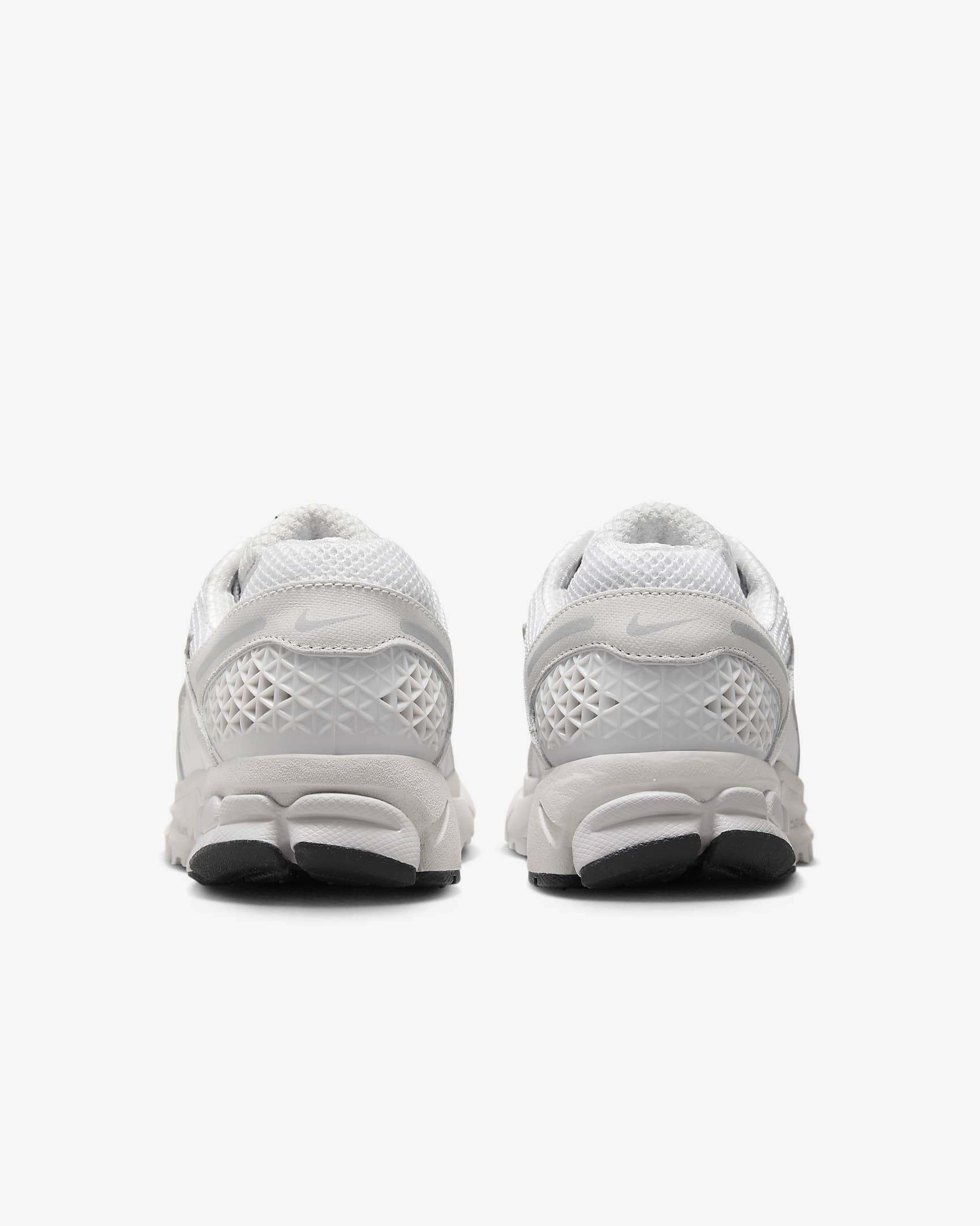 Nike Zoom Vomero 5 Women's Shoes - White/Black/Sail/Vast Grey