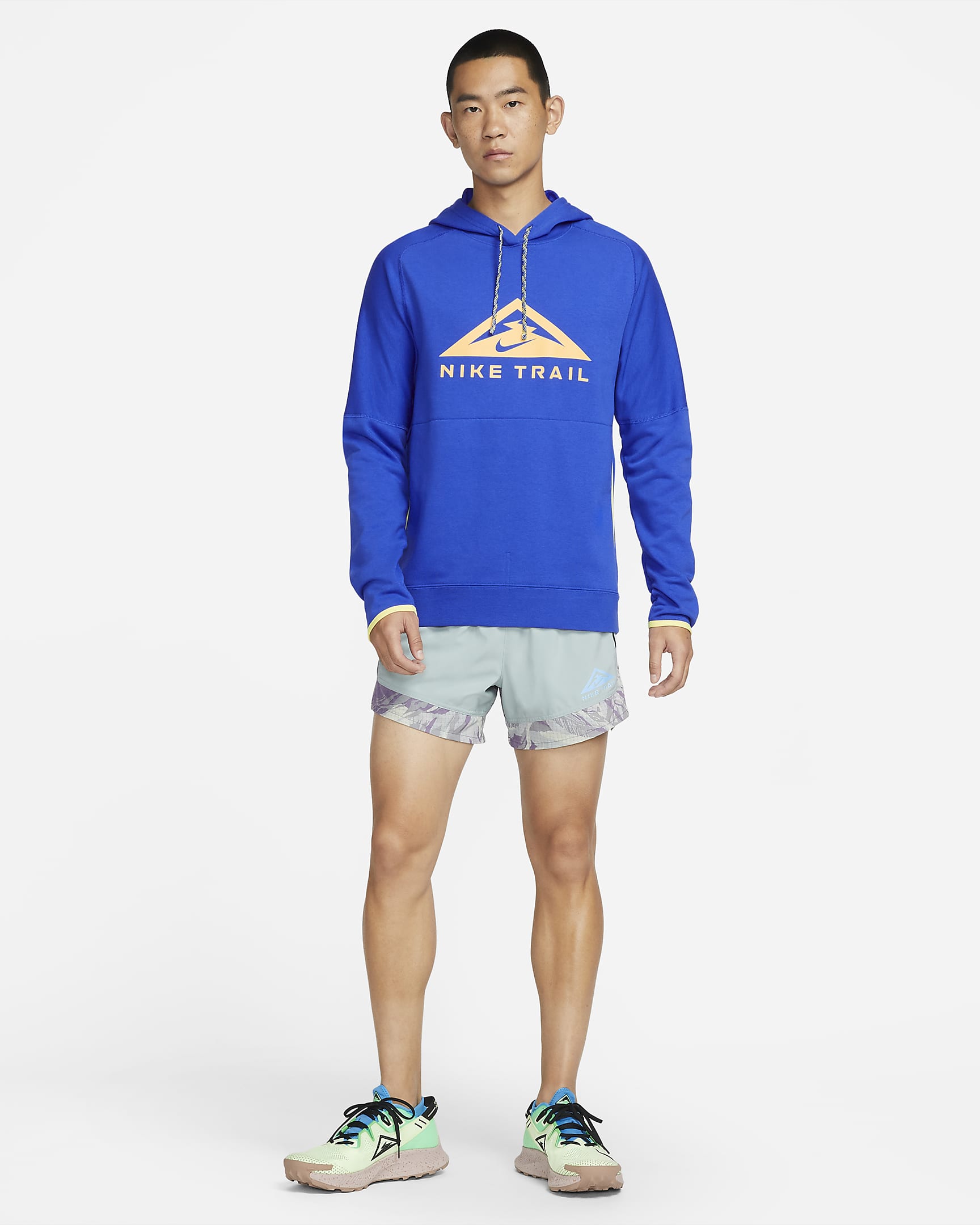 Nike Trail Magic Hour Men's DriFIT Running Hoodie. Nike LU