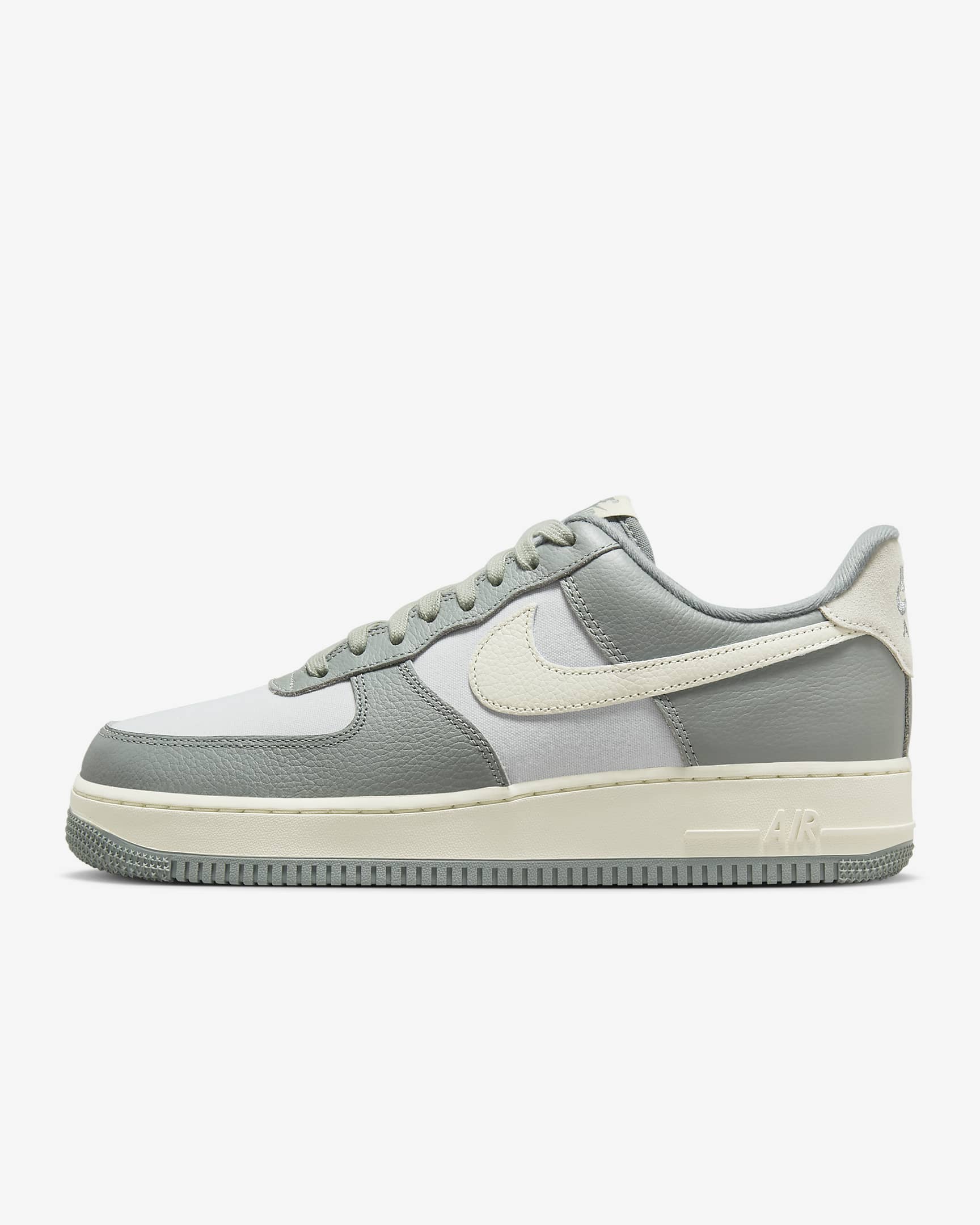 Nike Air Force 1 '07 LX NBHD Men's Shoes. Nike.com