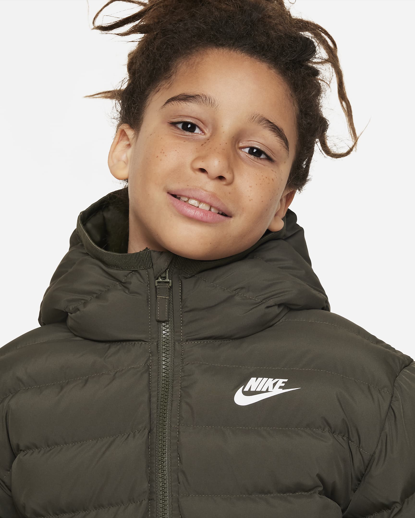 Nike Sportswear Lightweight Synthetic Fill Older Kids' Loose Hooded Jacket - Cargo Khaki/Cargo Khaki/White