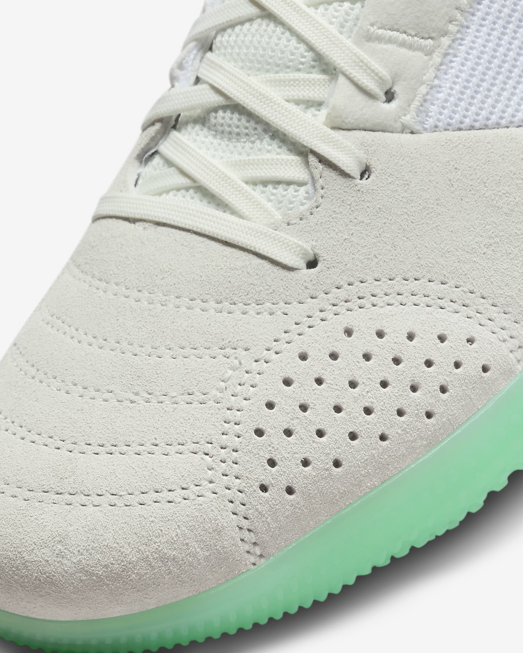 street football shoes nike