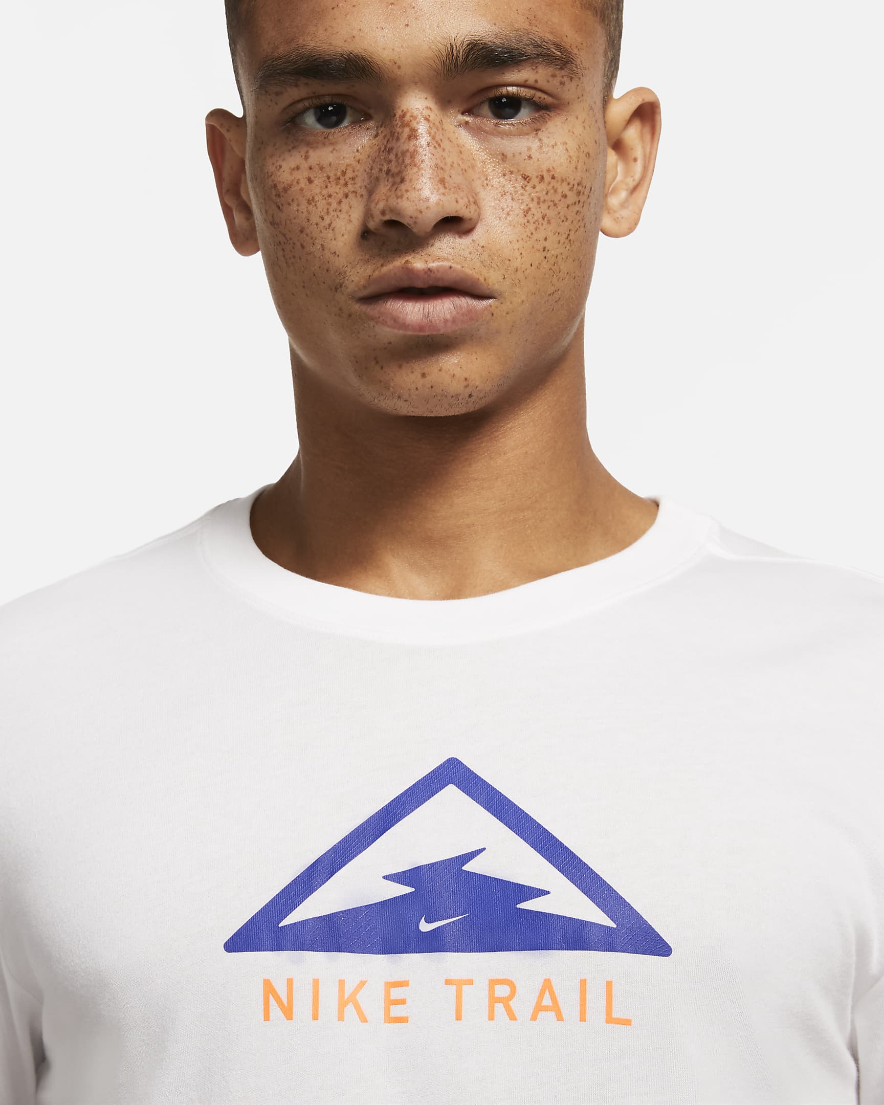 nike trail shirt mens