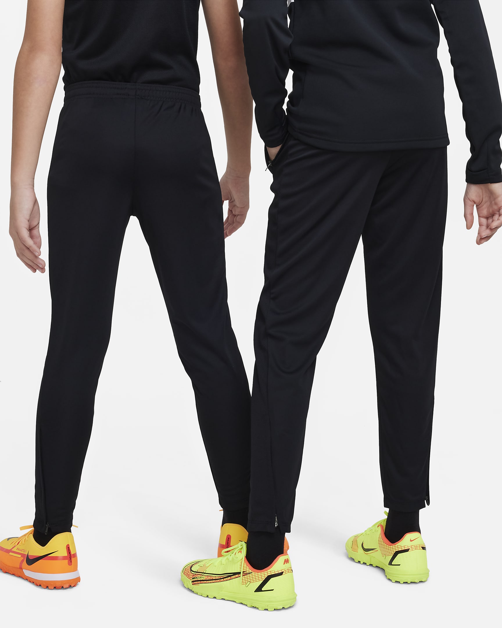 Nike DriFIT Academy23 Kids' Football Trousers. Nike VN