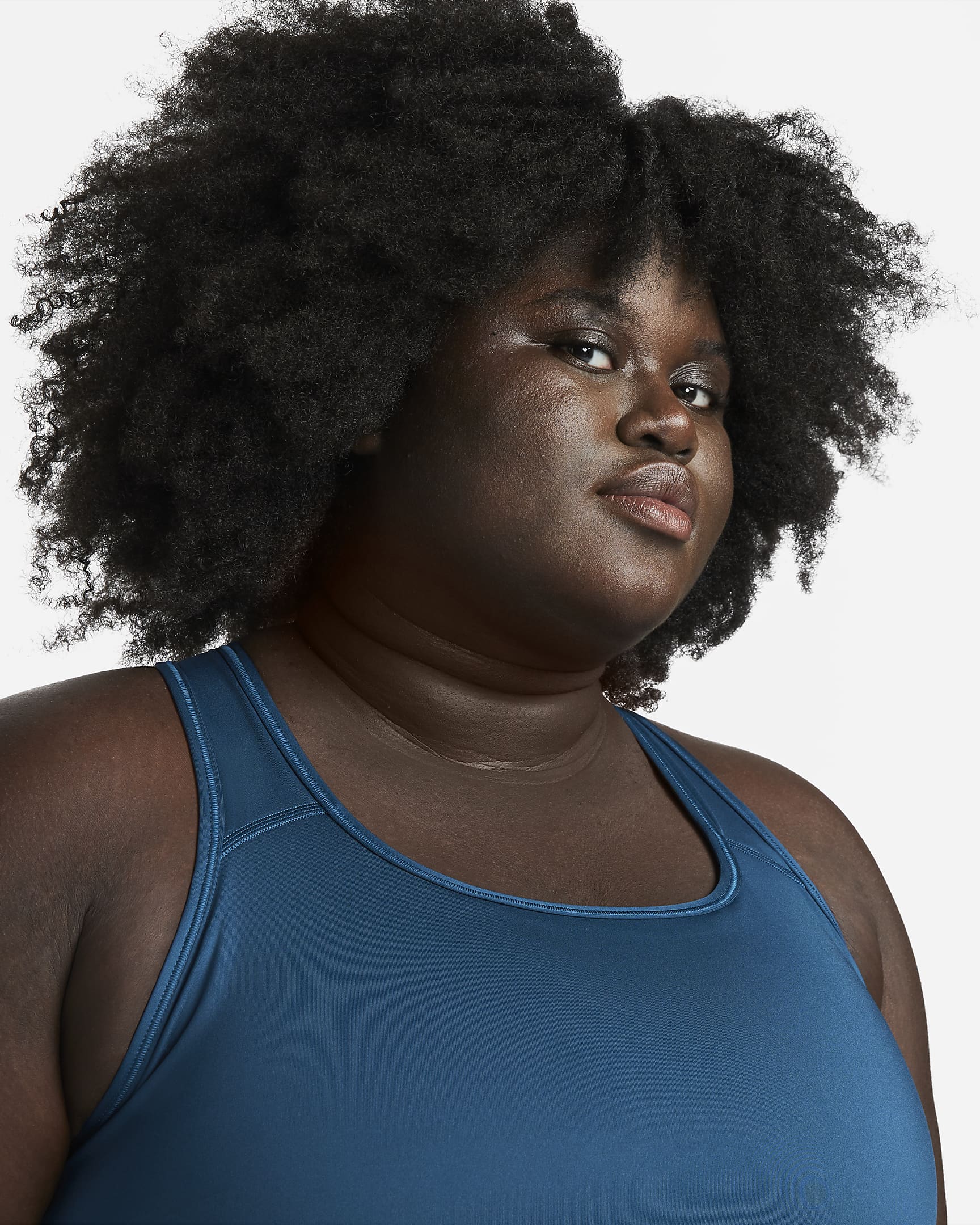 Nike Swoosh Women's MediumSupport 1Piece Padded Longline Sports Bra