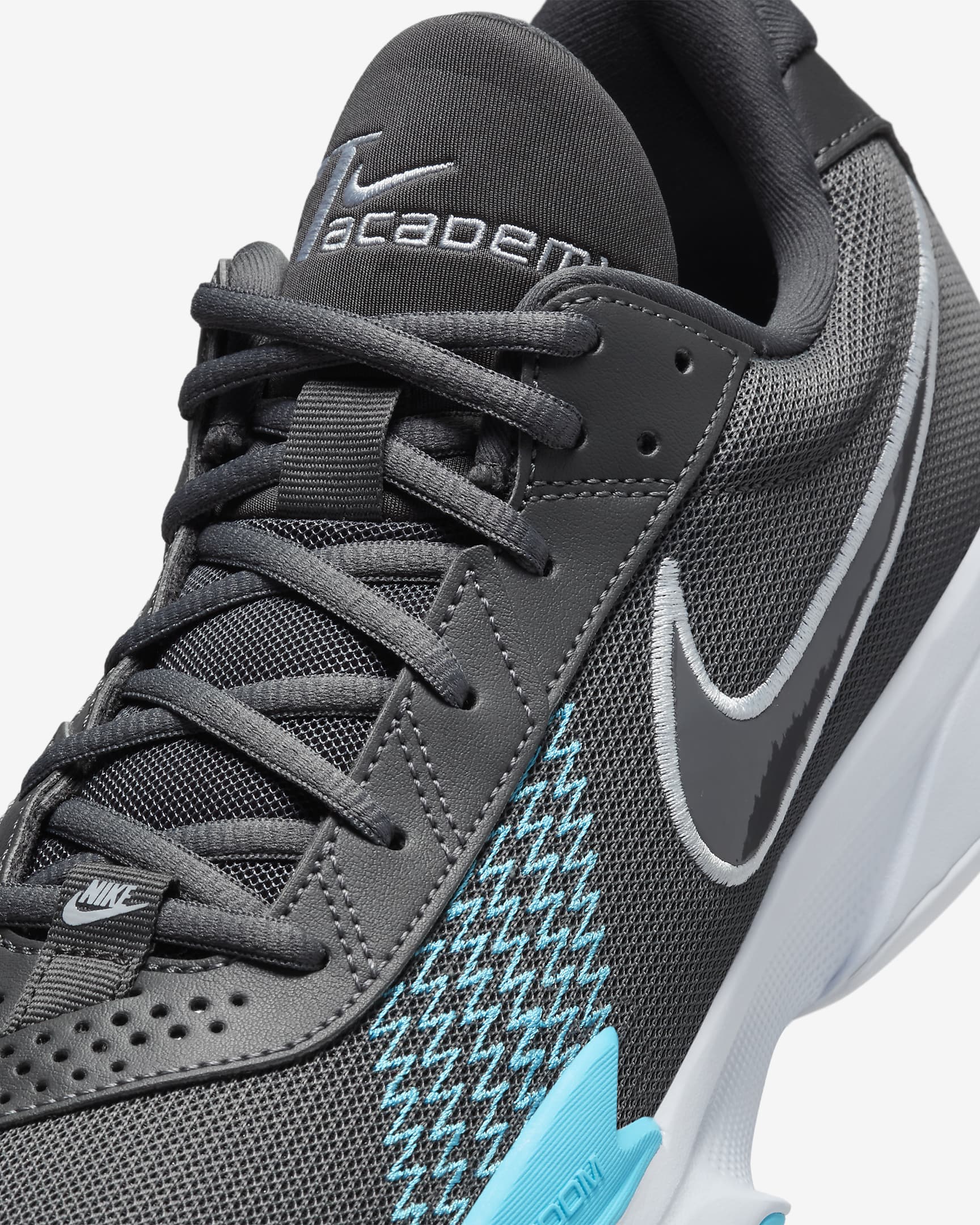 Παπούτσια μπάσκετ Nike G.T. Cut Academy - Iron Grey/Baltic Blue/Football Grey