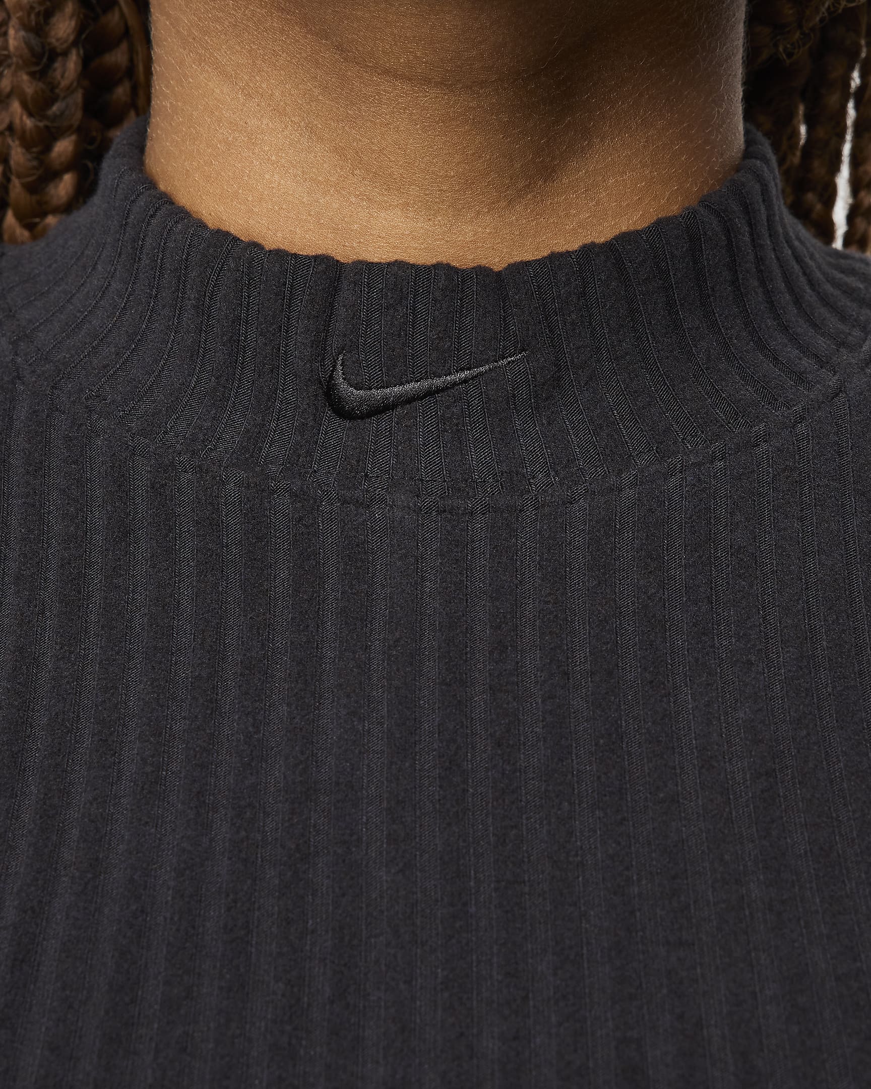 Nike Sportswear Chill Rib Camiseta corta de tirantes con cuello alto de ajuste ceñido - Mujer - Negro/Negro