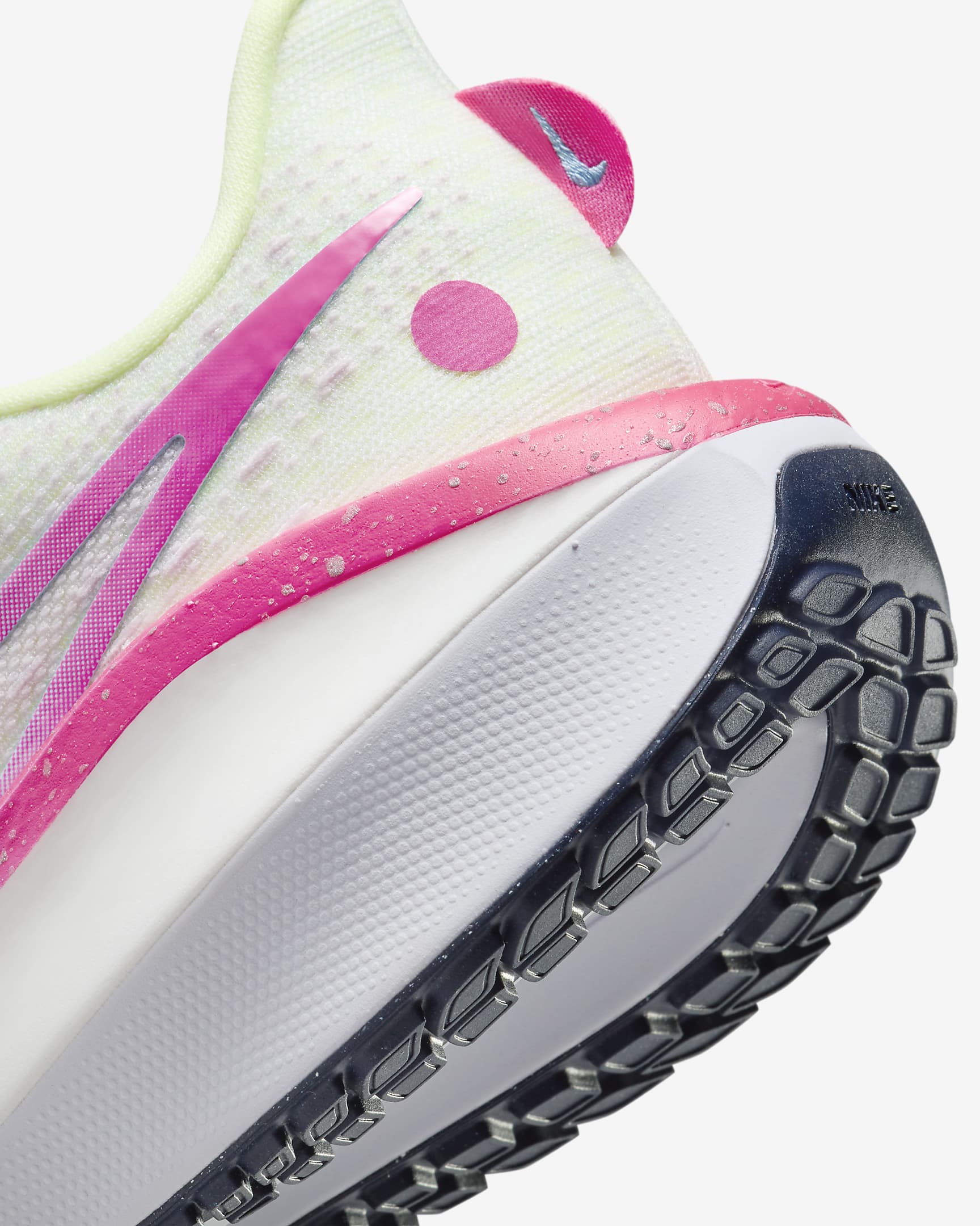 Calzado de correr en carretera para mujer Nike Vomero 17. Nike.com