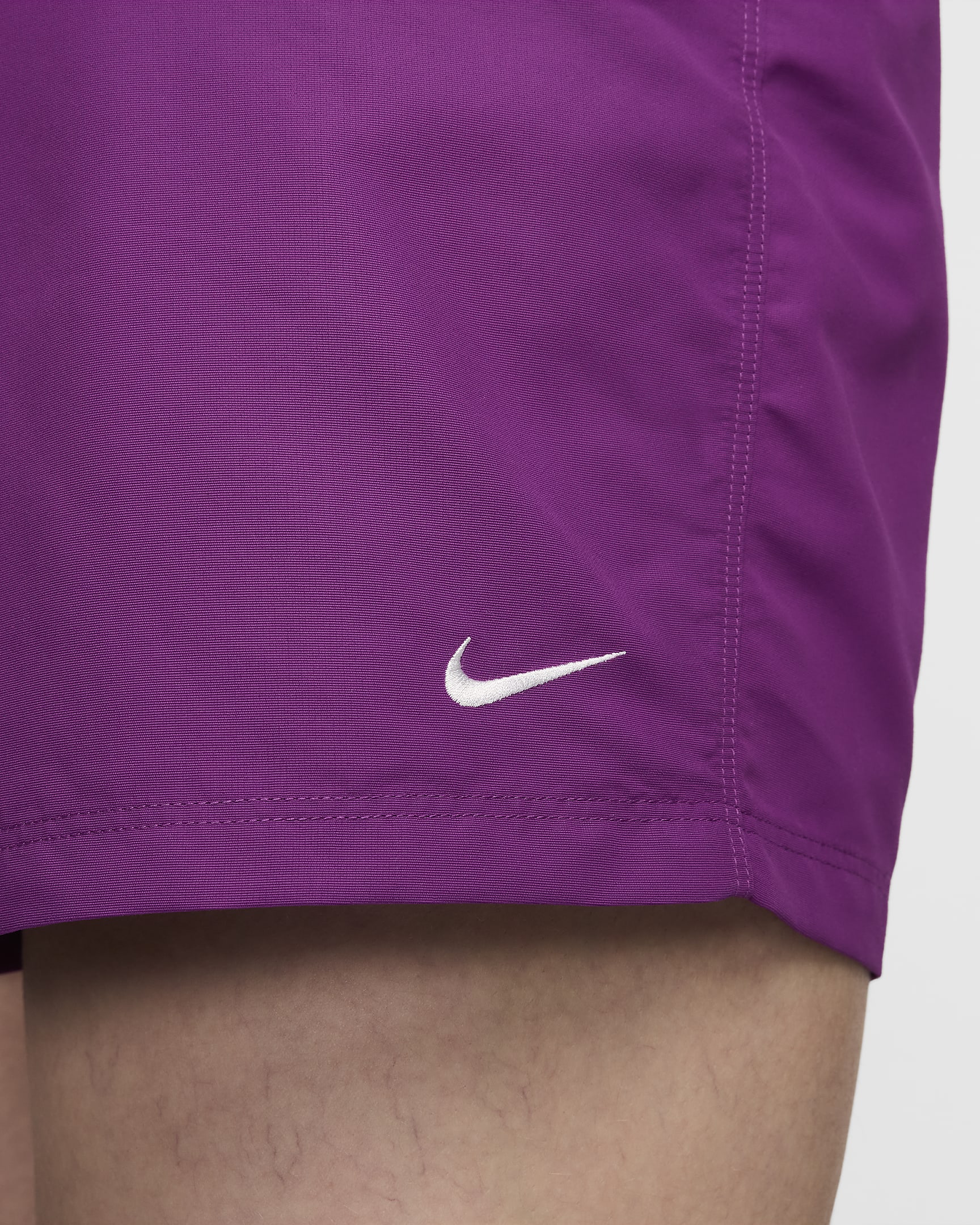 Shorts de 13 cm para mujer Nike ACG - Baya resaltado/Blanco cumbre