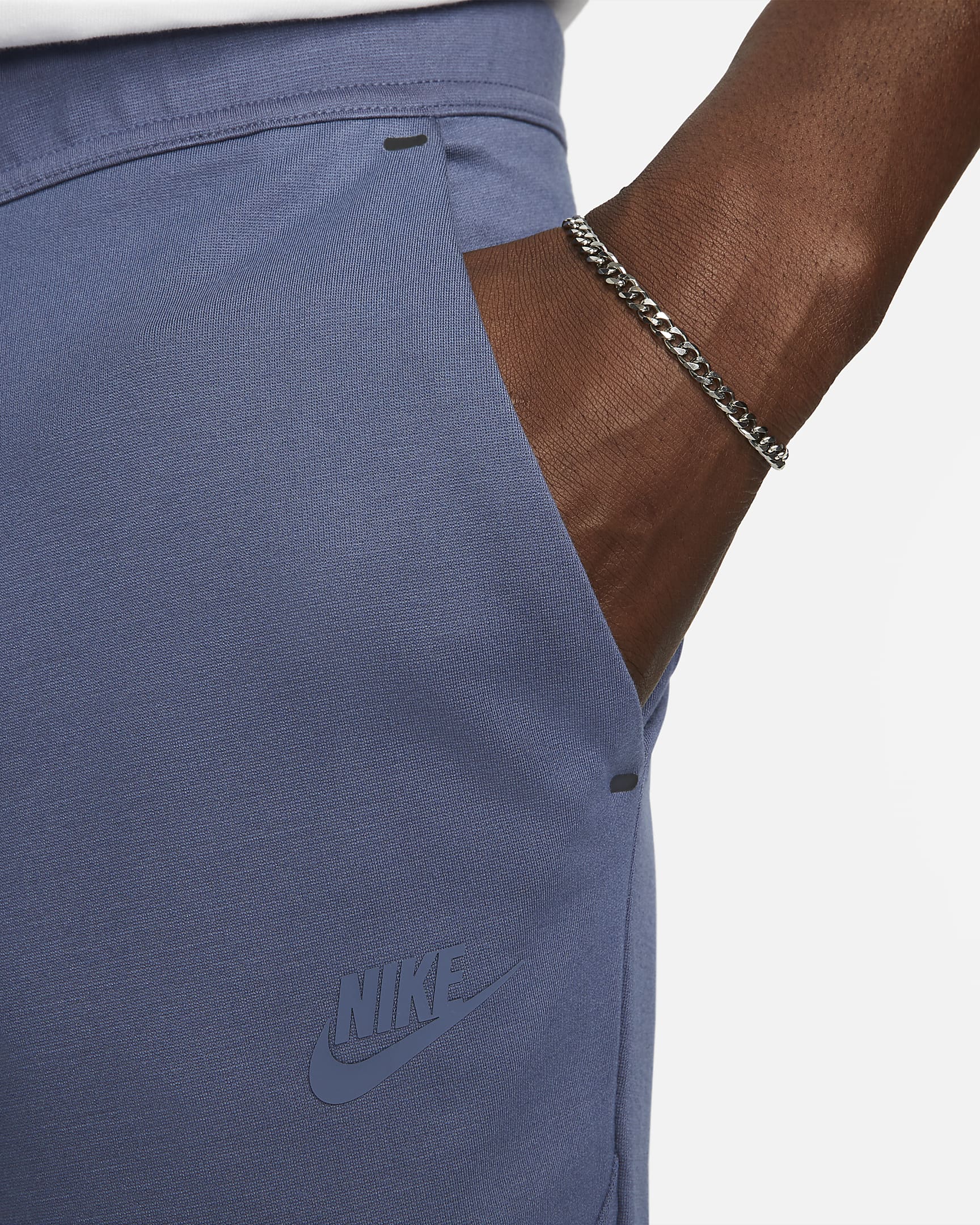Nike Sportswear Tech Fleece Lightweight Men's Slim-Fit Jogger Tracksuit ...