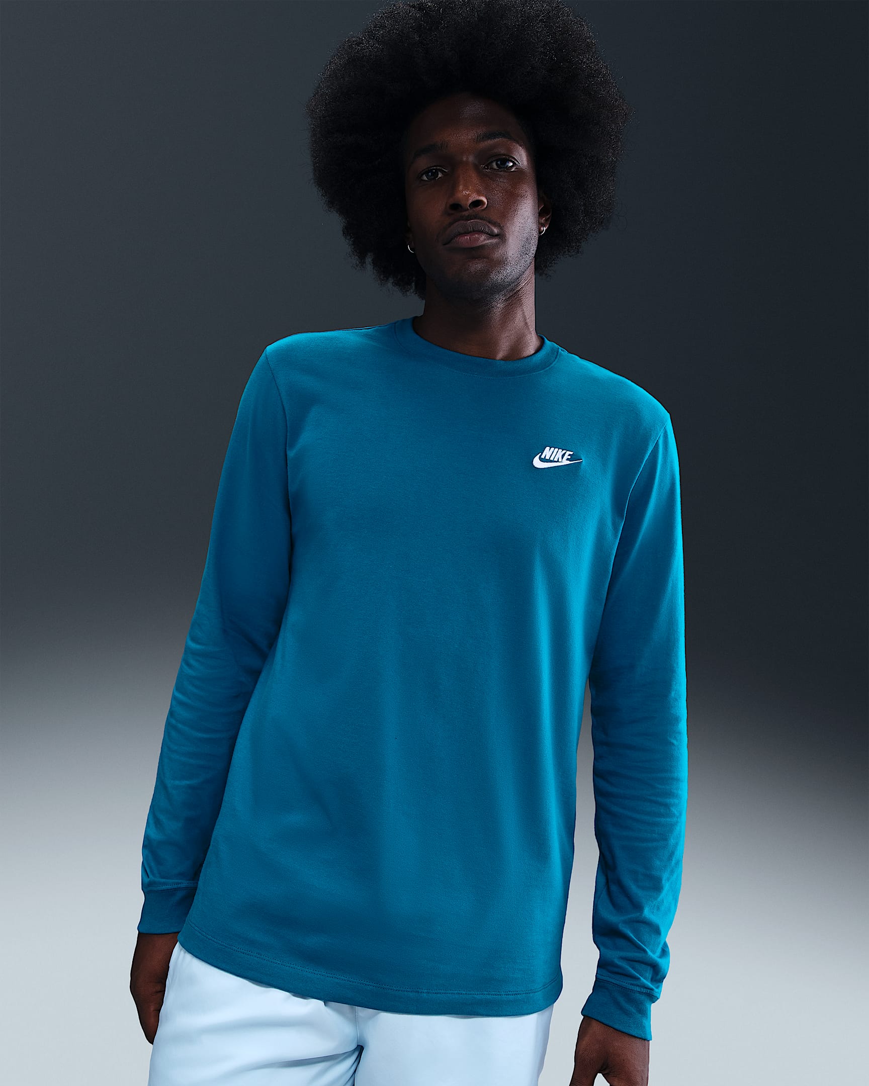 Nike Sportswear Club Men's Long-Sleeve T-Shirt - Green Abyss