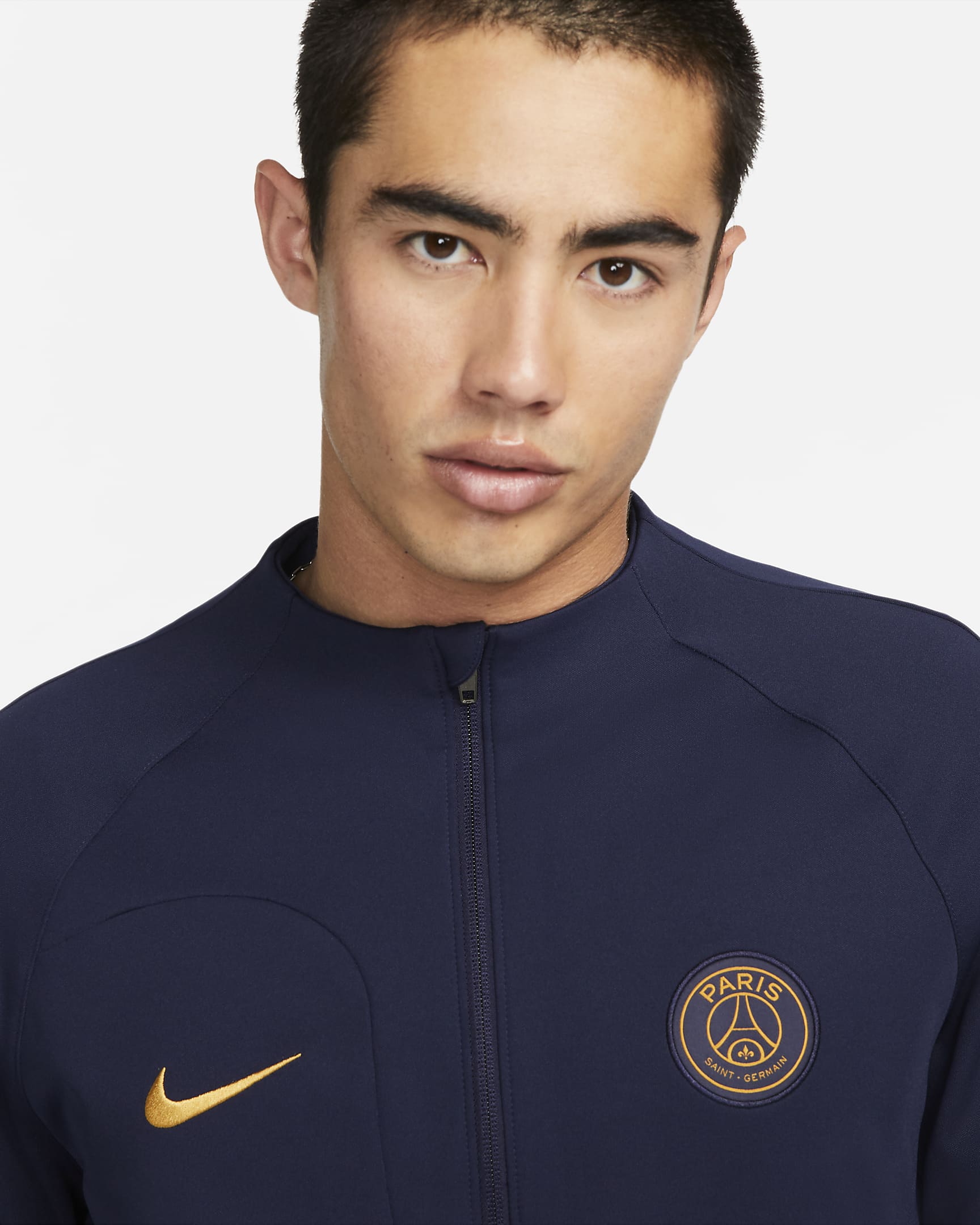 Paris Saint-Germain Academy Pro Home Men's Nike Football Graphic Jacket ...