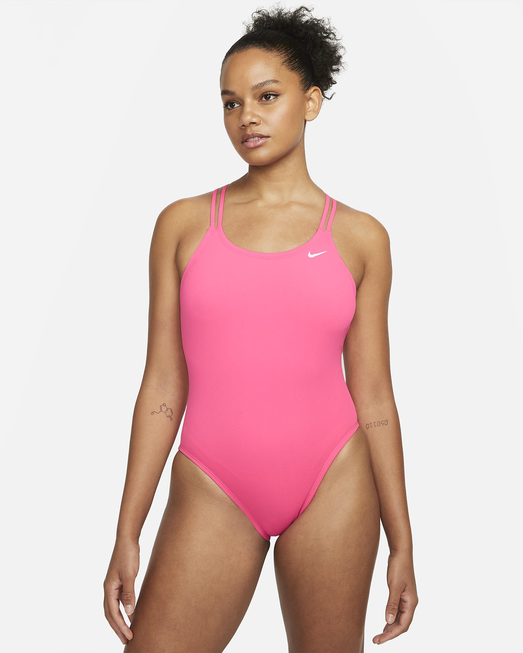 Nike HydraStrong Solid Women's Spiderback 1Piece Swimsuit. Nike SE