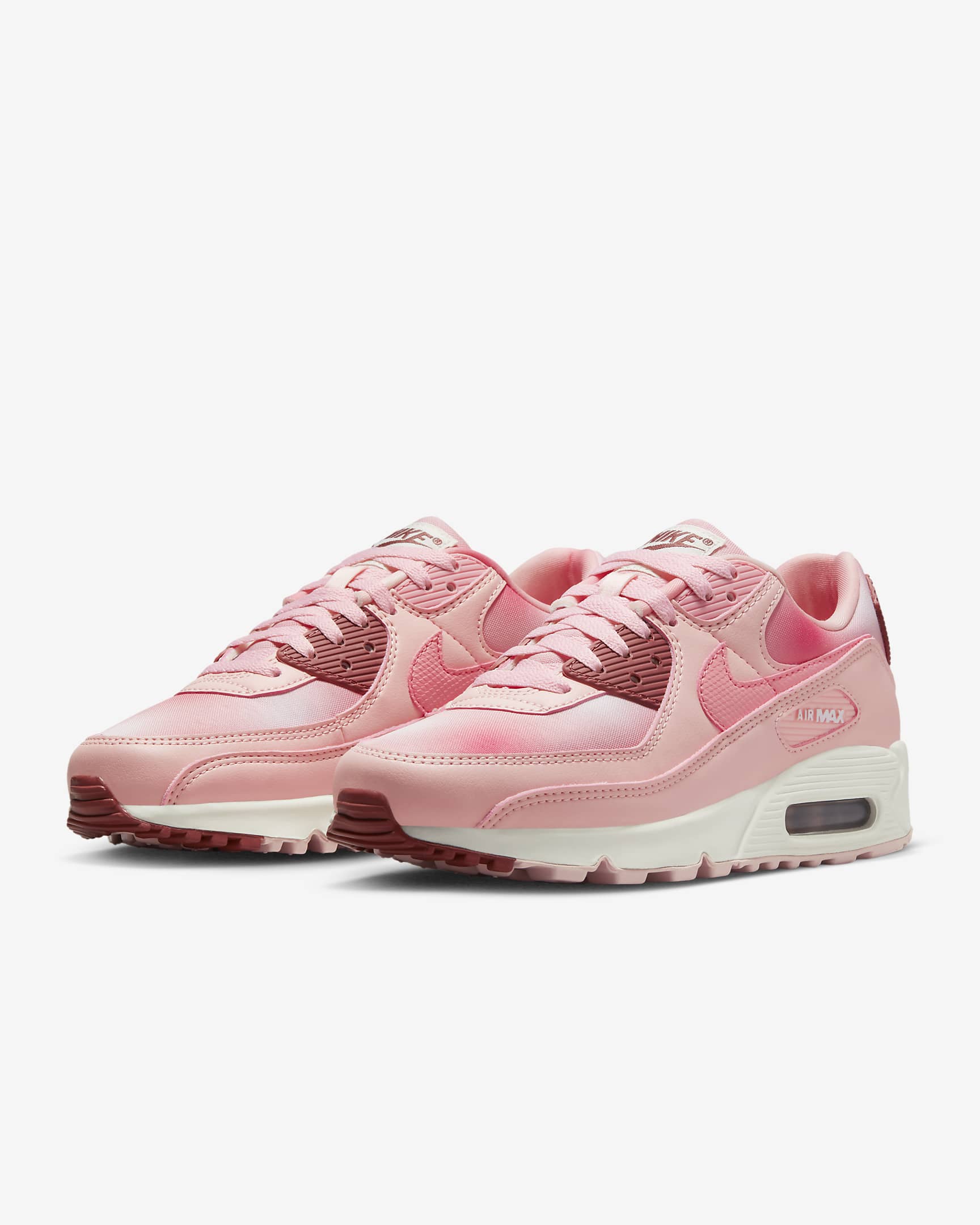Nike Air Max 90 Women's Shoes. Nike IE