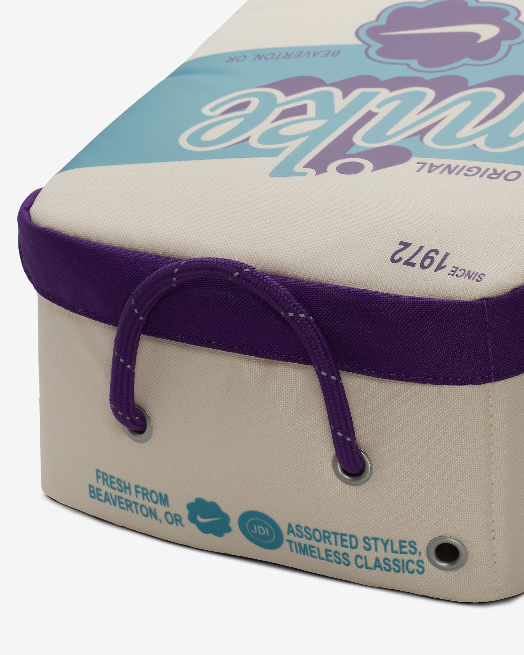 Nike Shoe Box Bag (Small, 8L). Nike IN