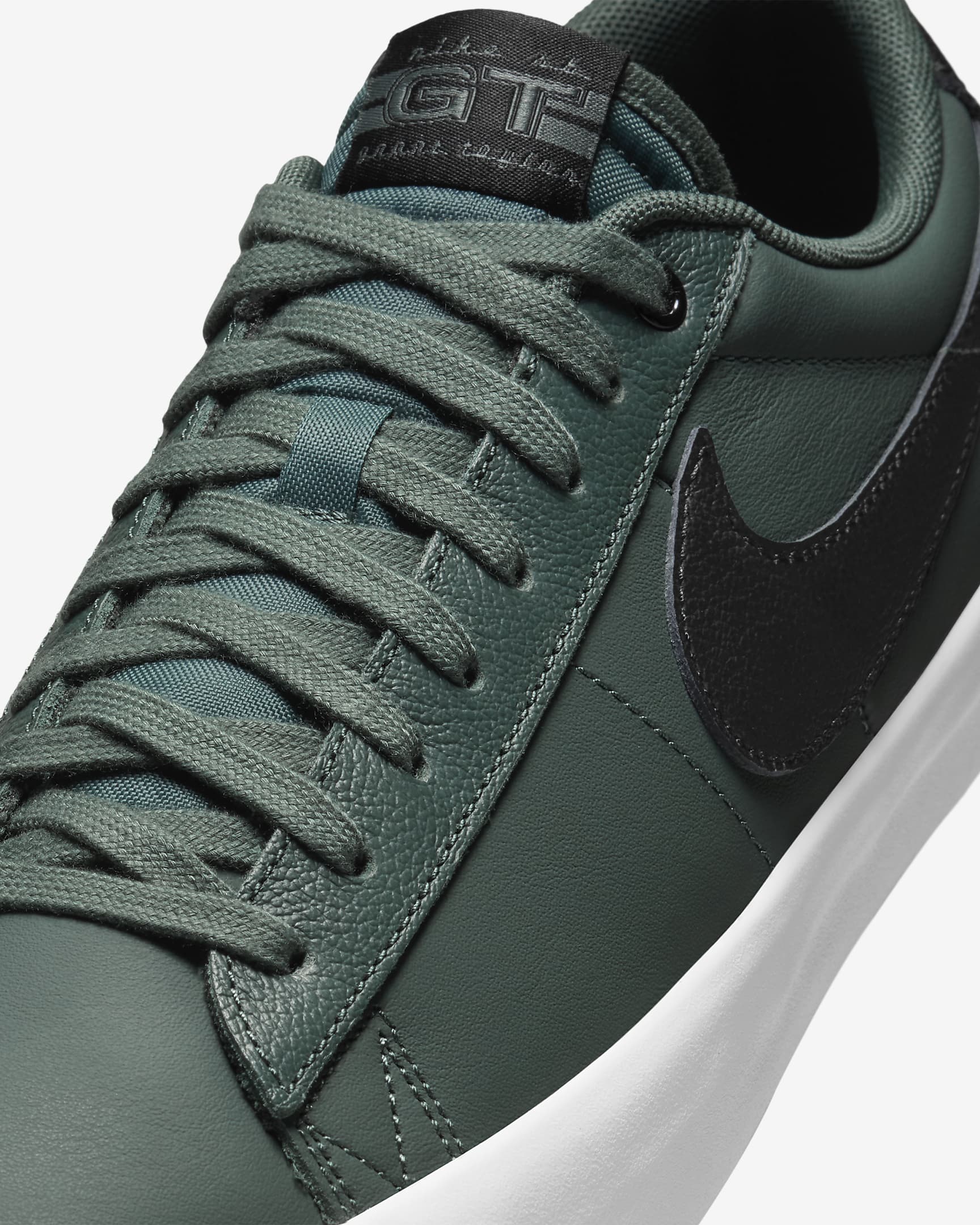 Buty męskie Nike SB Blazer Low Pro GT - Vintage Green/Vintage Green/Summit White/Czerń