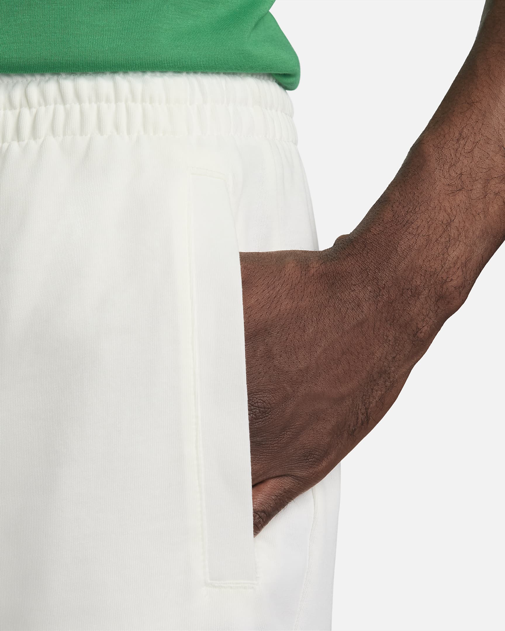 Nike Sportswear Club Men's Shorts. Nike AT