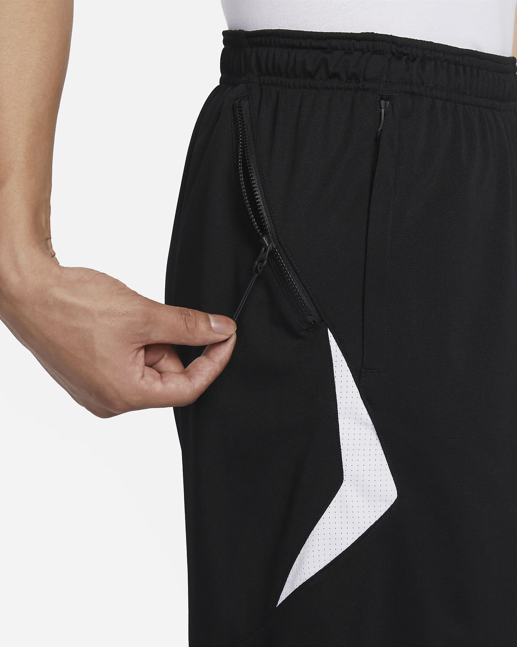 Nike Dri-FIT Men's 13cm (approx.) Football Shorts. Nike PH