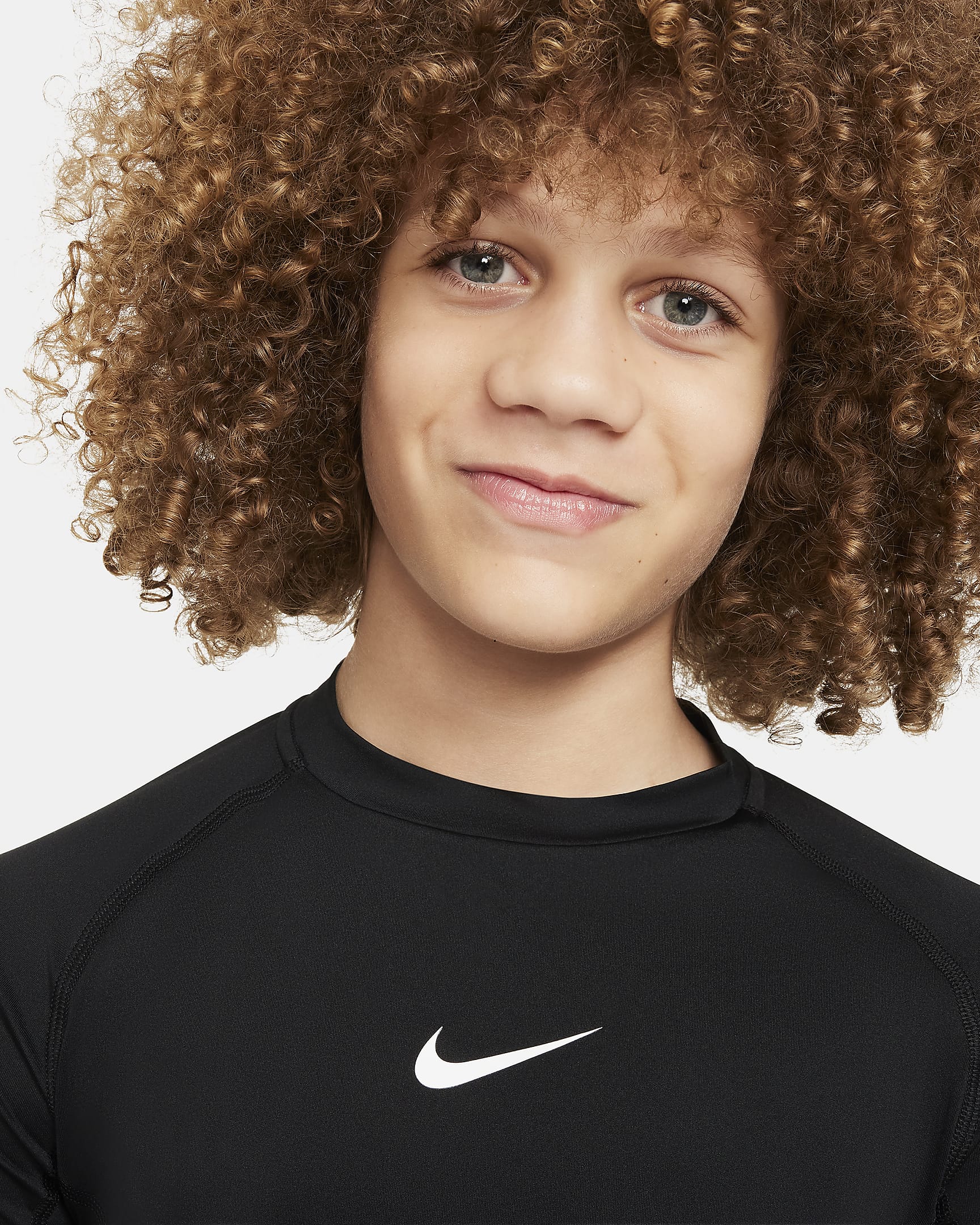 Nike Pro Older Kids' (Boys') Dri-FIT Long-Sleeve Top. Nike IN