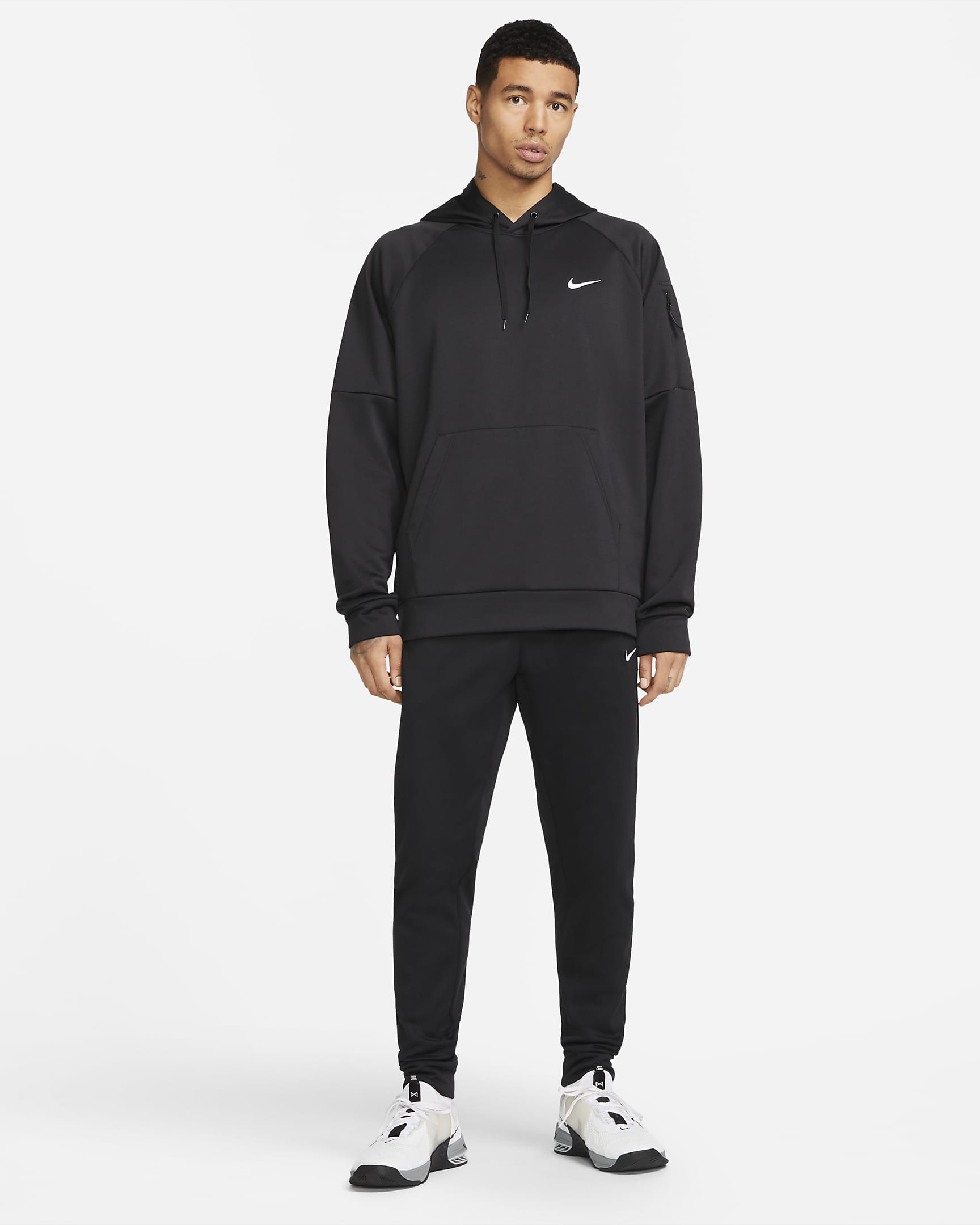 Nike Therma Men's Therma-FIT Hooded Fitness Sweatshirt. Nike DK