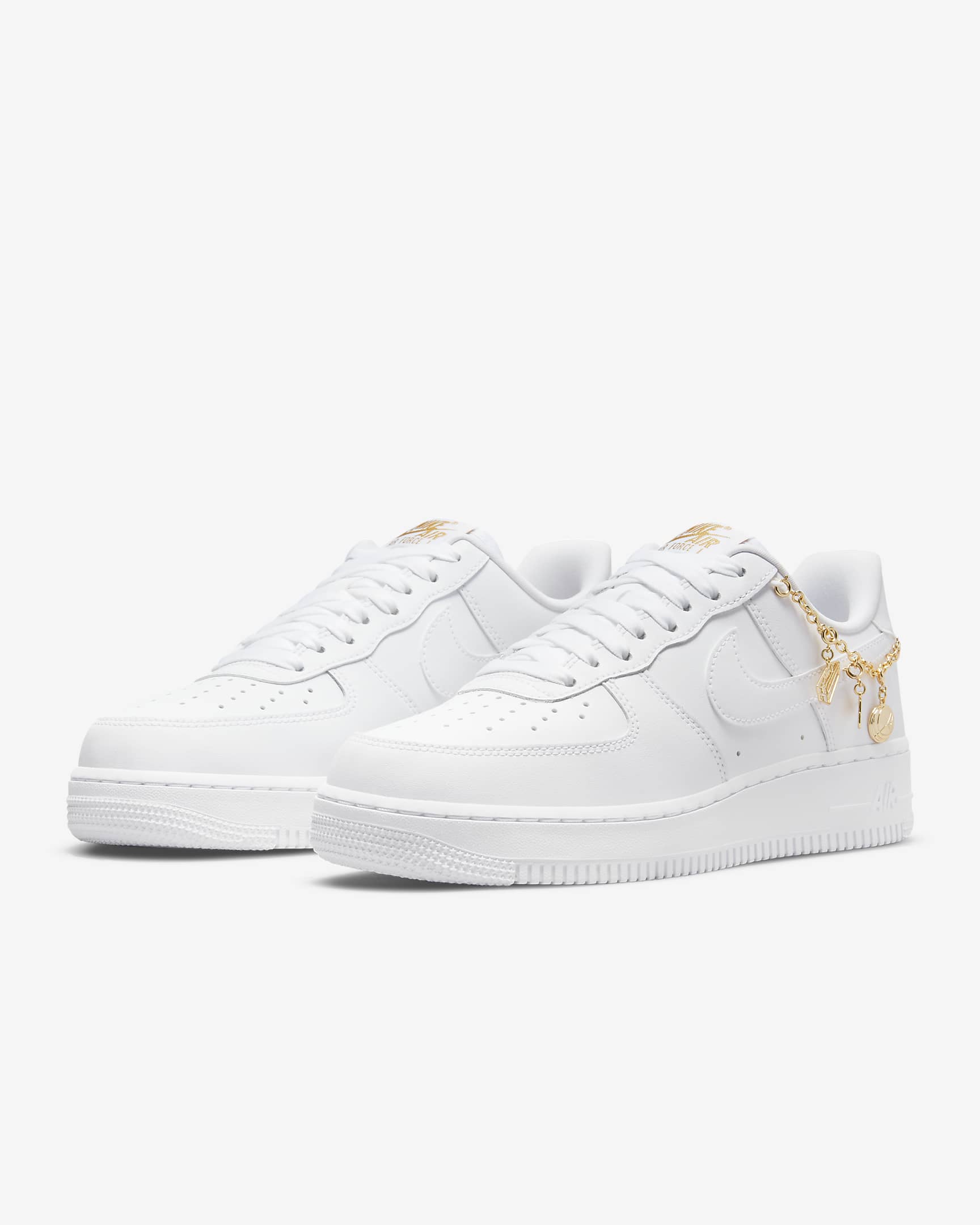 Nike Air Force 1 '07 LX Women's Shoes. Nike SG