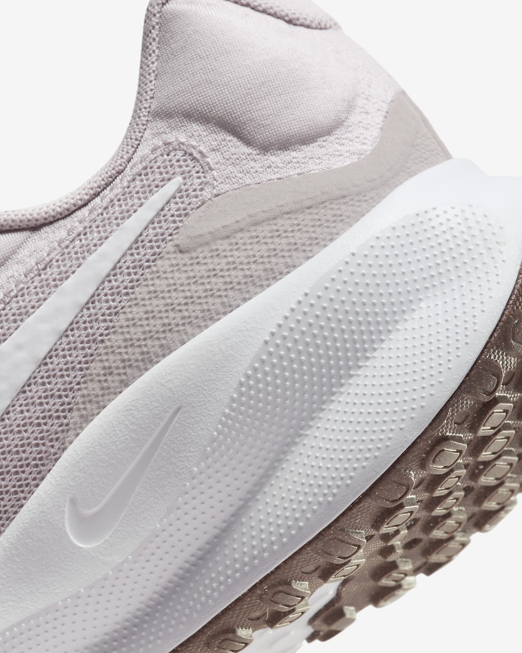 Nike Revolution 7 Women's Road Running Shoes (Extra Wide).