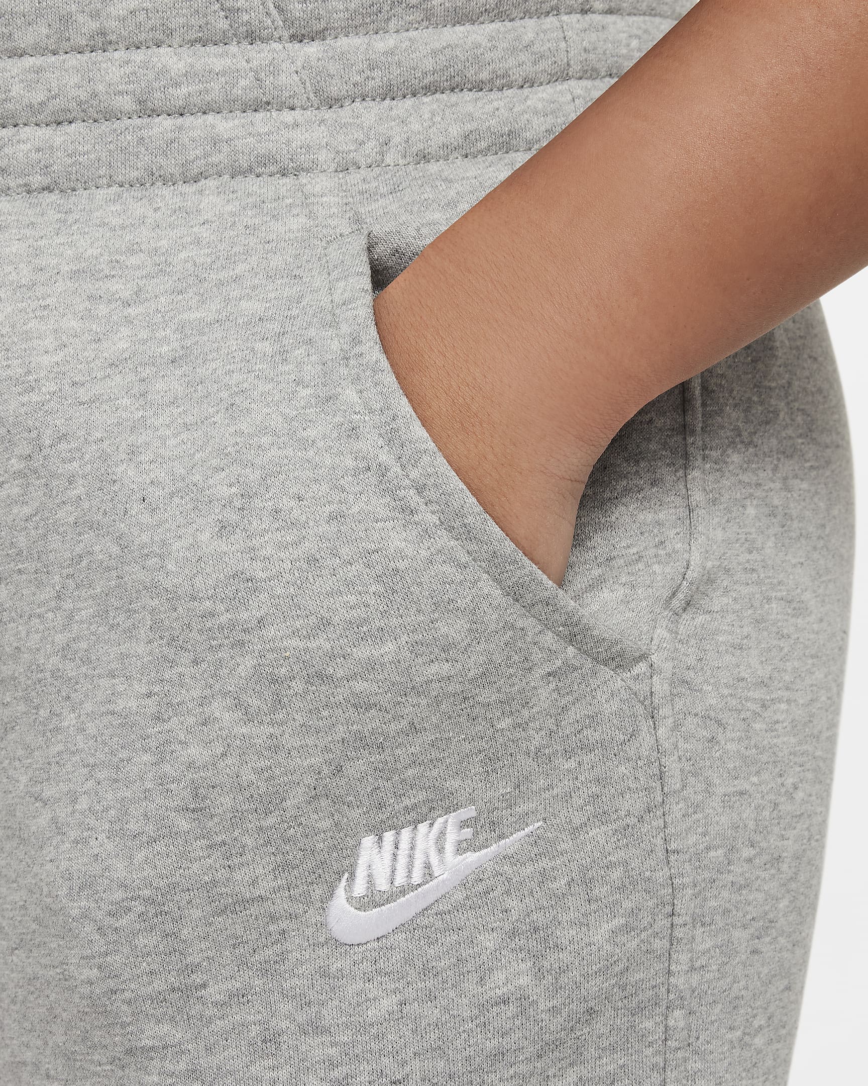 Nike Sportswear Club Fleece Big Kids' (Girls') 5" French Terry Shorts