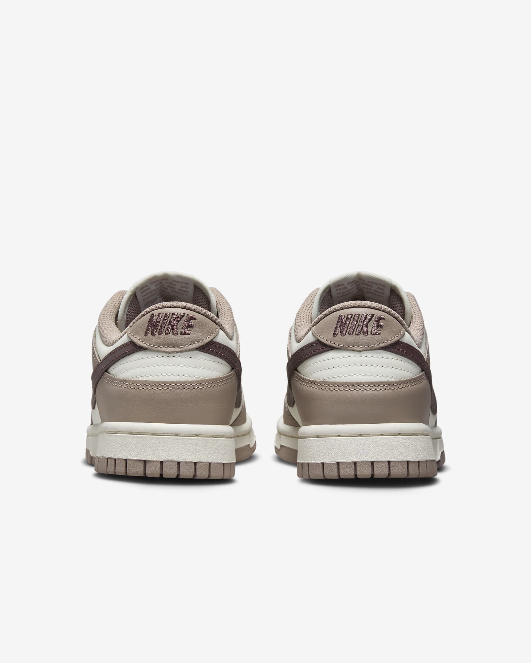 Chaussure Nike Dunk Low pour Femme - Sail/Diffused Taupe/Plum Eclipse