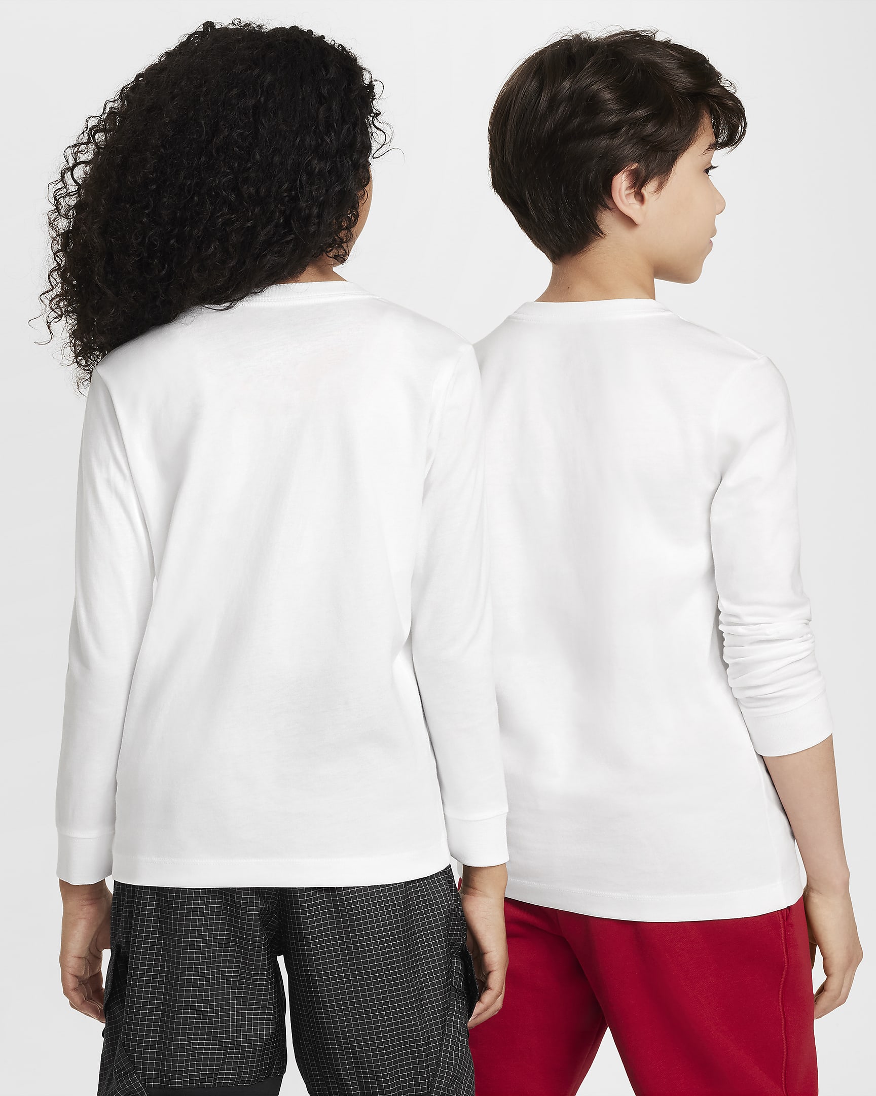 Nike Sportswear Older Kids' Long-Sleeve T-Shirt - White