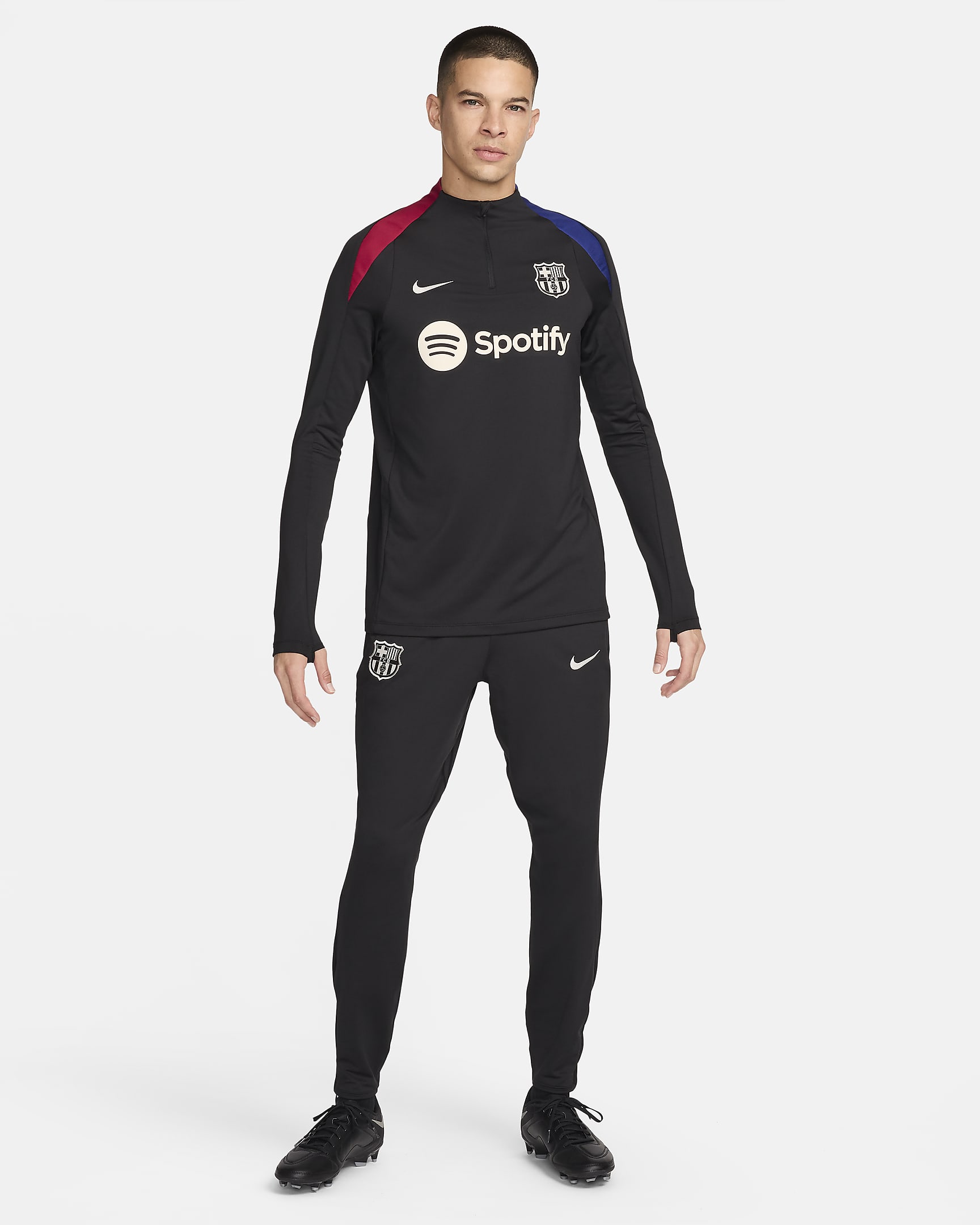 FC バルセロナ ストライク メンズ ナイキ Dri-FIT サッカー ドリルトップ - ブラック/ノーブルレッド/ディープロイヤルブルー/ライトオールウッドブラウン