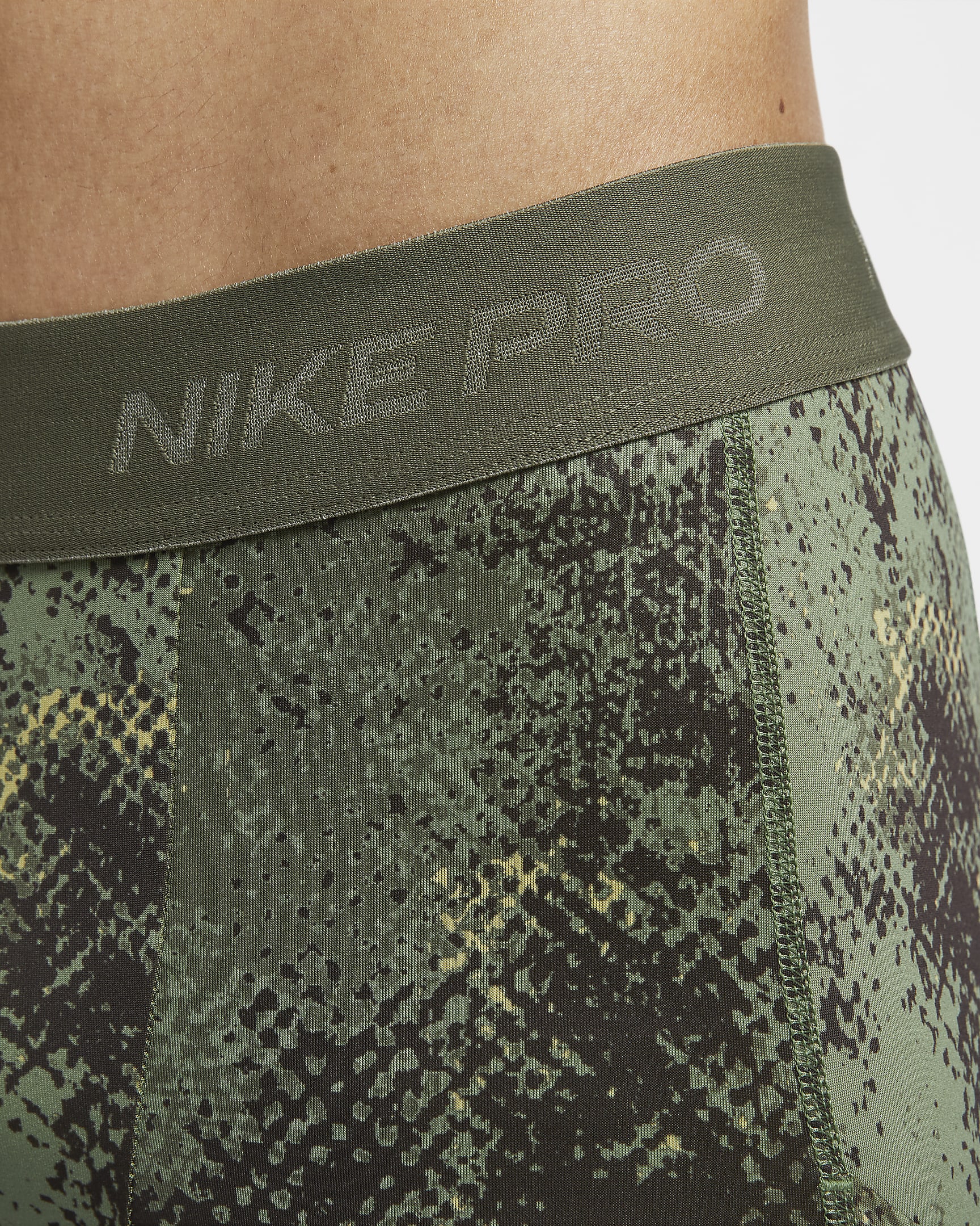 Nike Pro Camo Men's Dri-FIT Tights - Oil Green/Medium Olive/Black