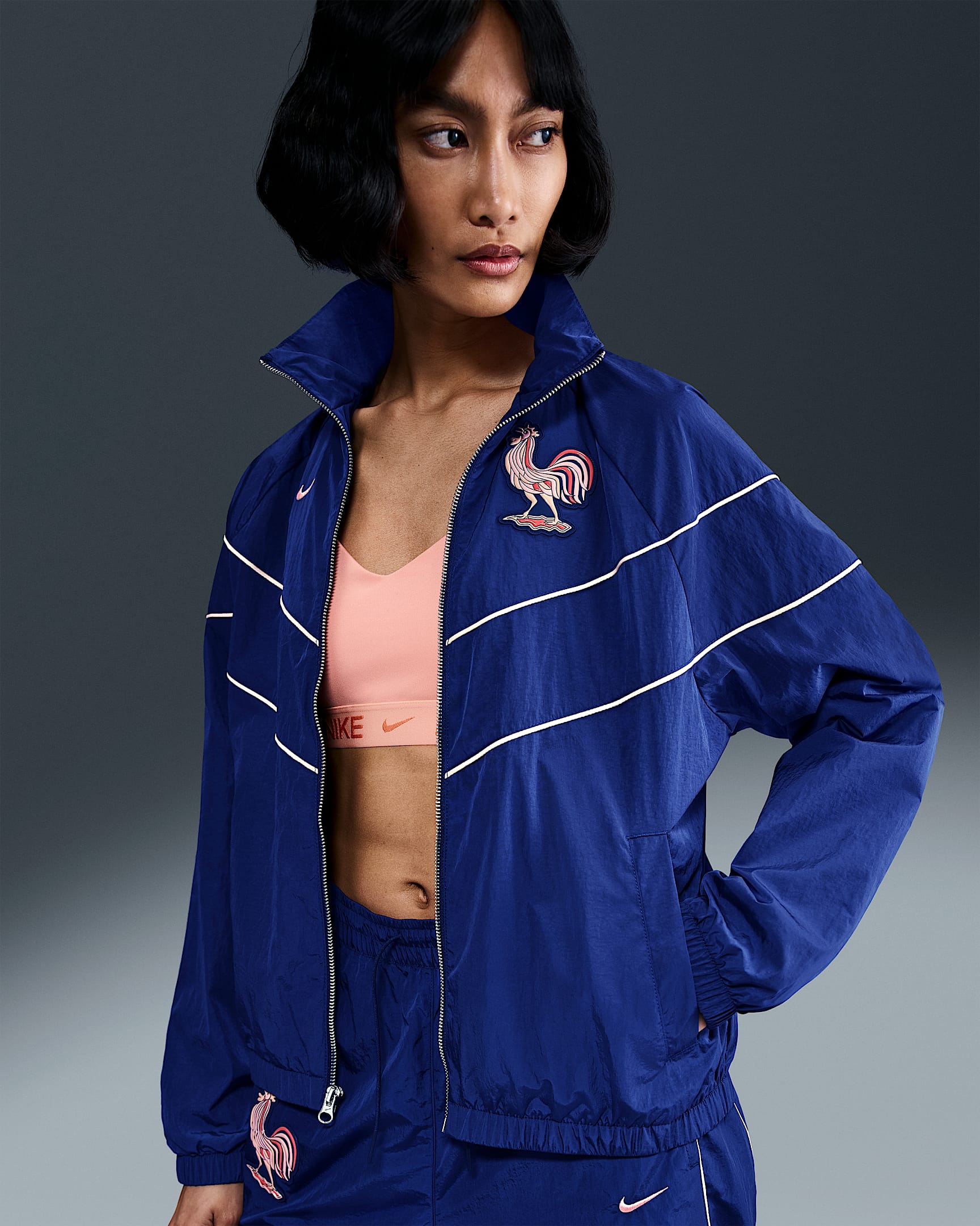FFF Windrunner Women's Nike Football UV Woven Jacket - Blue Void/Blue Void/Washed Coral/Bleached Coral