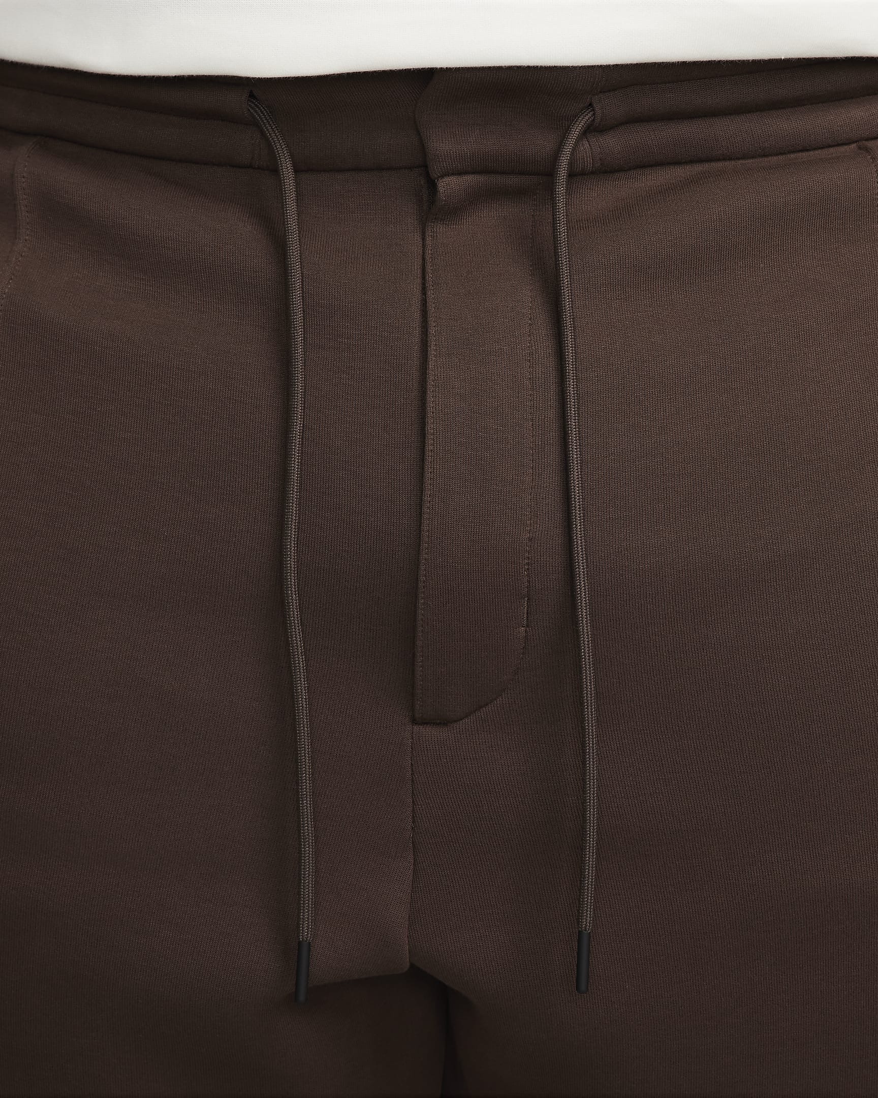 Pantalon de survêtement ample à ourlet ouvert Nike Sportswear Tech Fleece Reimagined pour homme - Baroque Brown