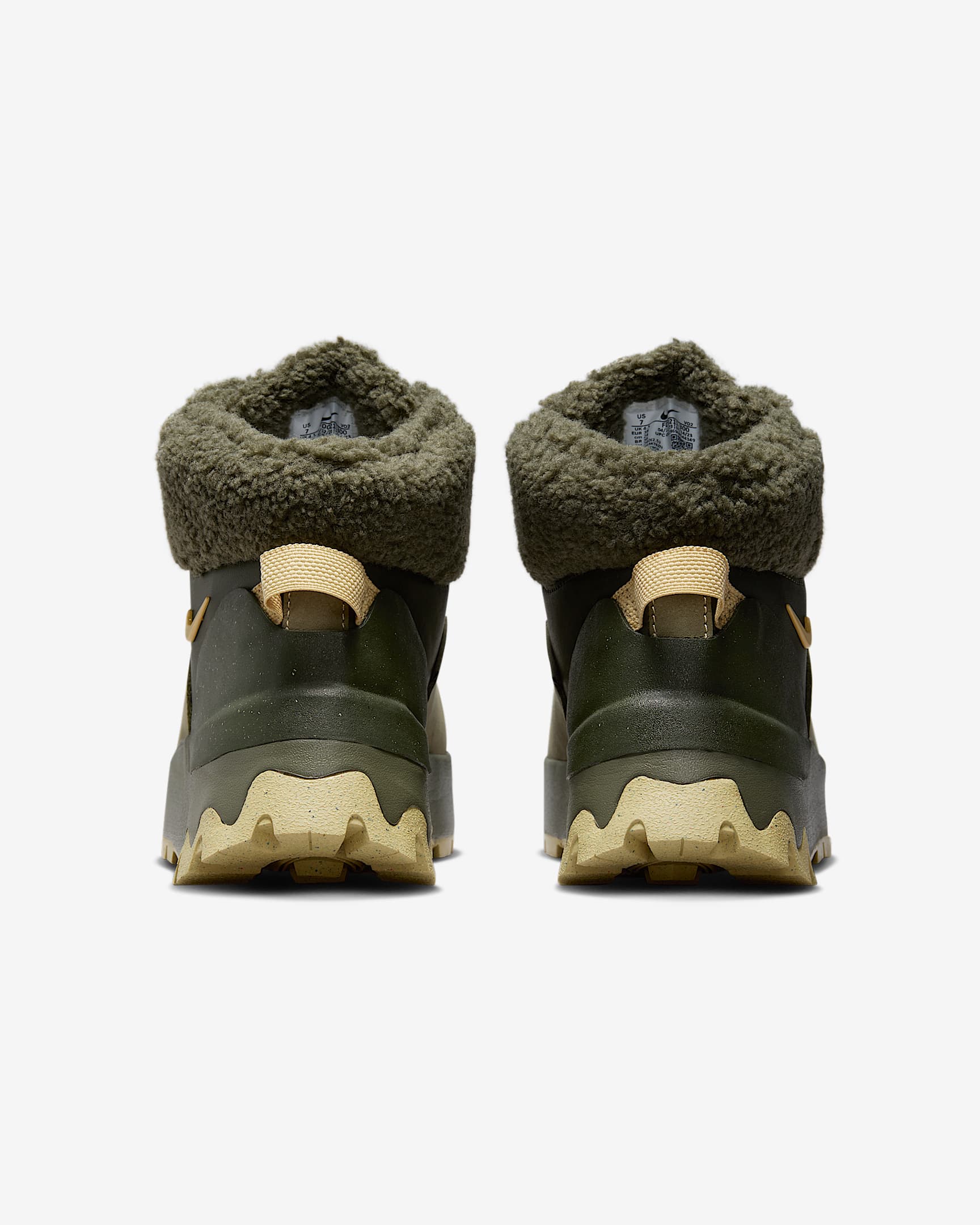 Nike City Classic Premium Women's Waterproof Boot. Nike IE