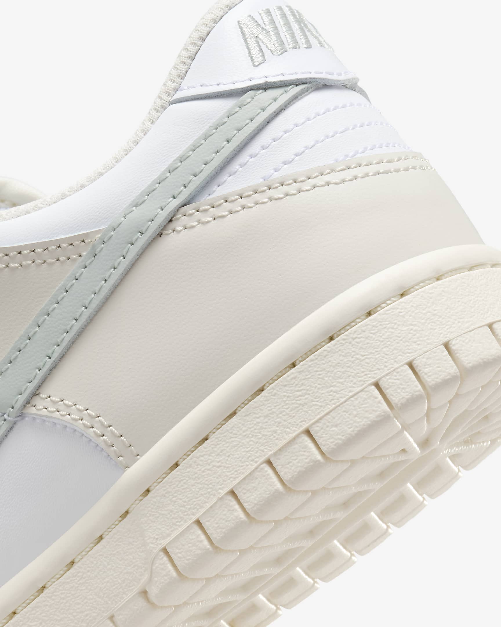 Chaussure Nike Dunk Low pour ado - Blanc/Phantom/Light Silver