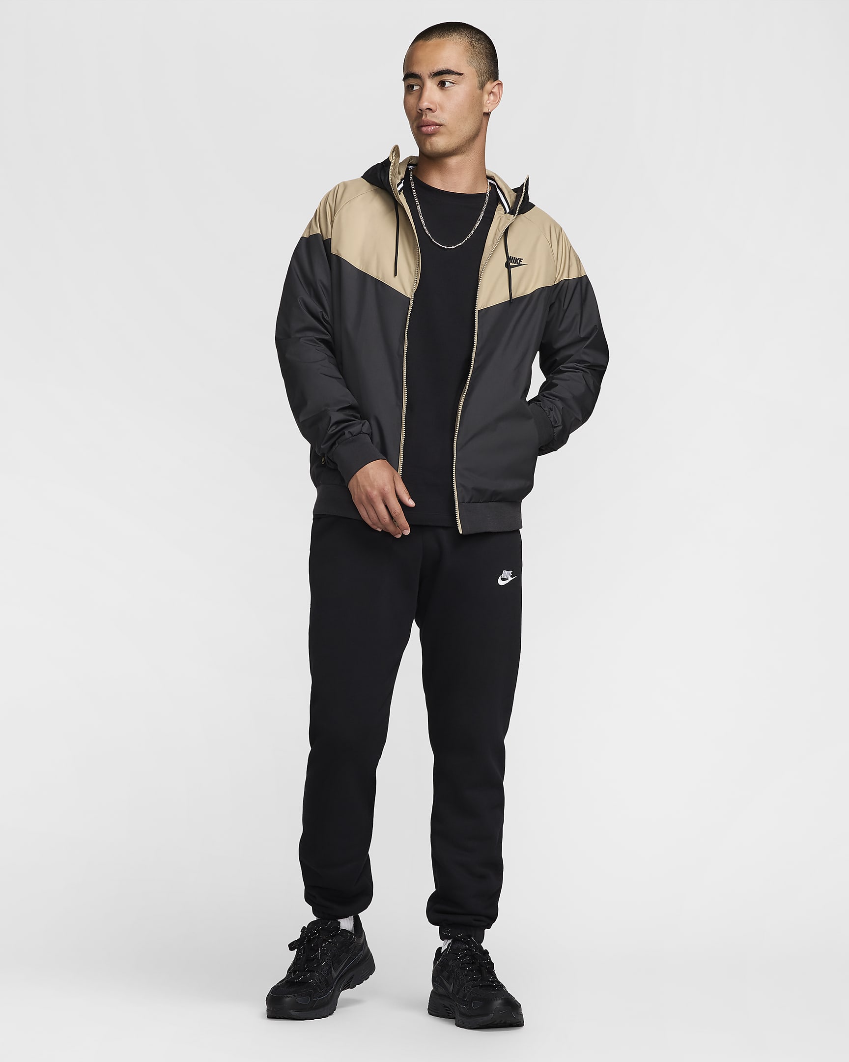 Nike Sportswear Windrunner Herrenjacke - Schwarz/Khaki/Schwarz