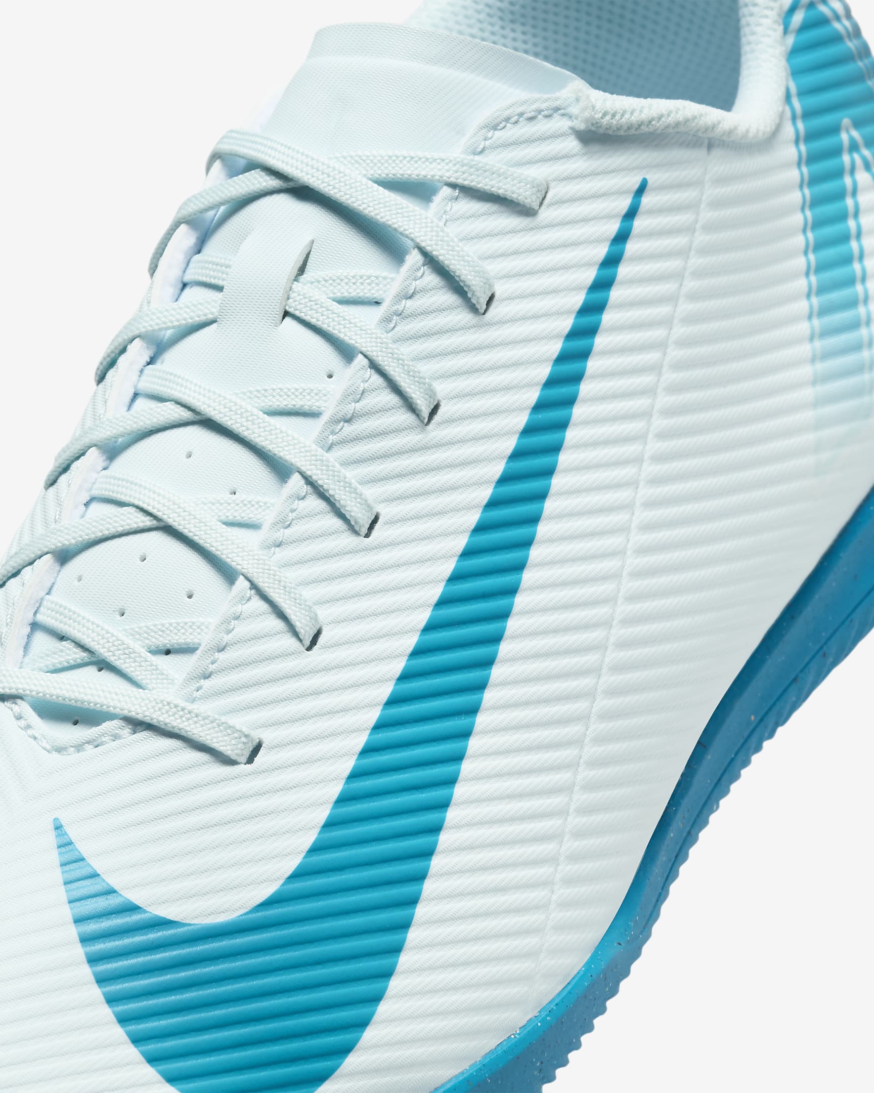 Nike Mercurial Vapor 16 Club IC Low-Top Football Shoes - Glacier Blue/Blue Orbit