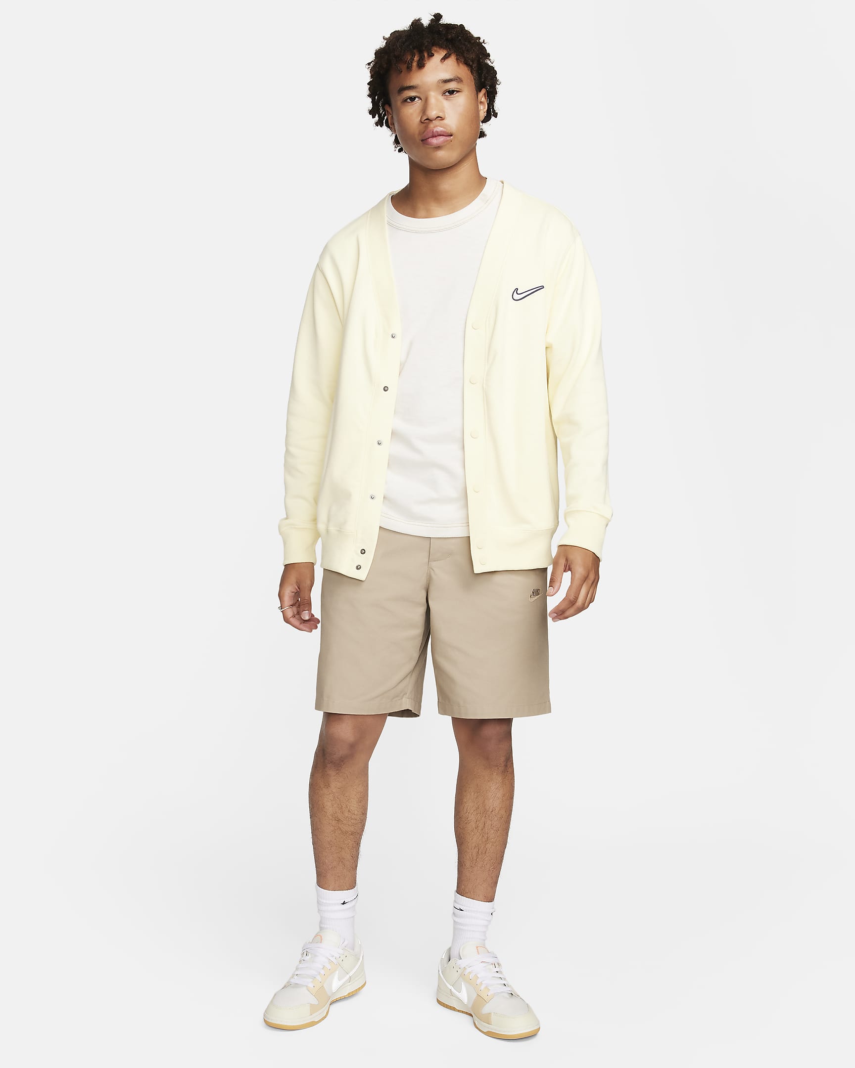 Calções estilo chino Nike Club para homem - Caqui/Caqui