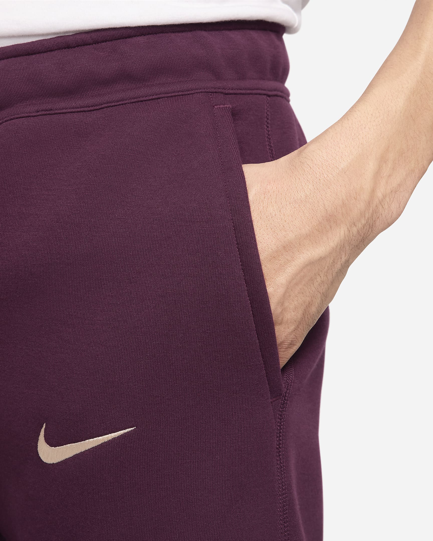 Paris Saint-Germain Tech Fleece Men's Nike Football Joggers - Bordeaux/Guava Ice