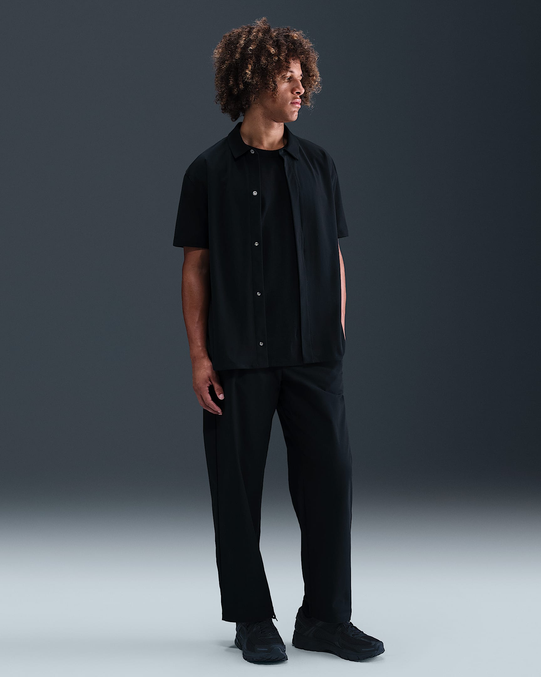 Nike 24.7 PerfectStretch Men's Dri-FIT Loose-Fit Chino Trousers - Black/Dark Smoke Grey