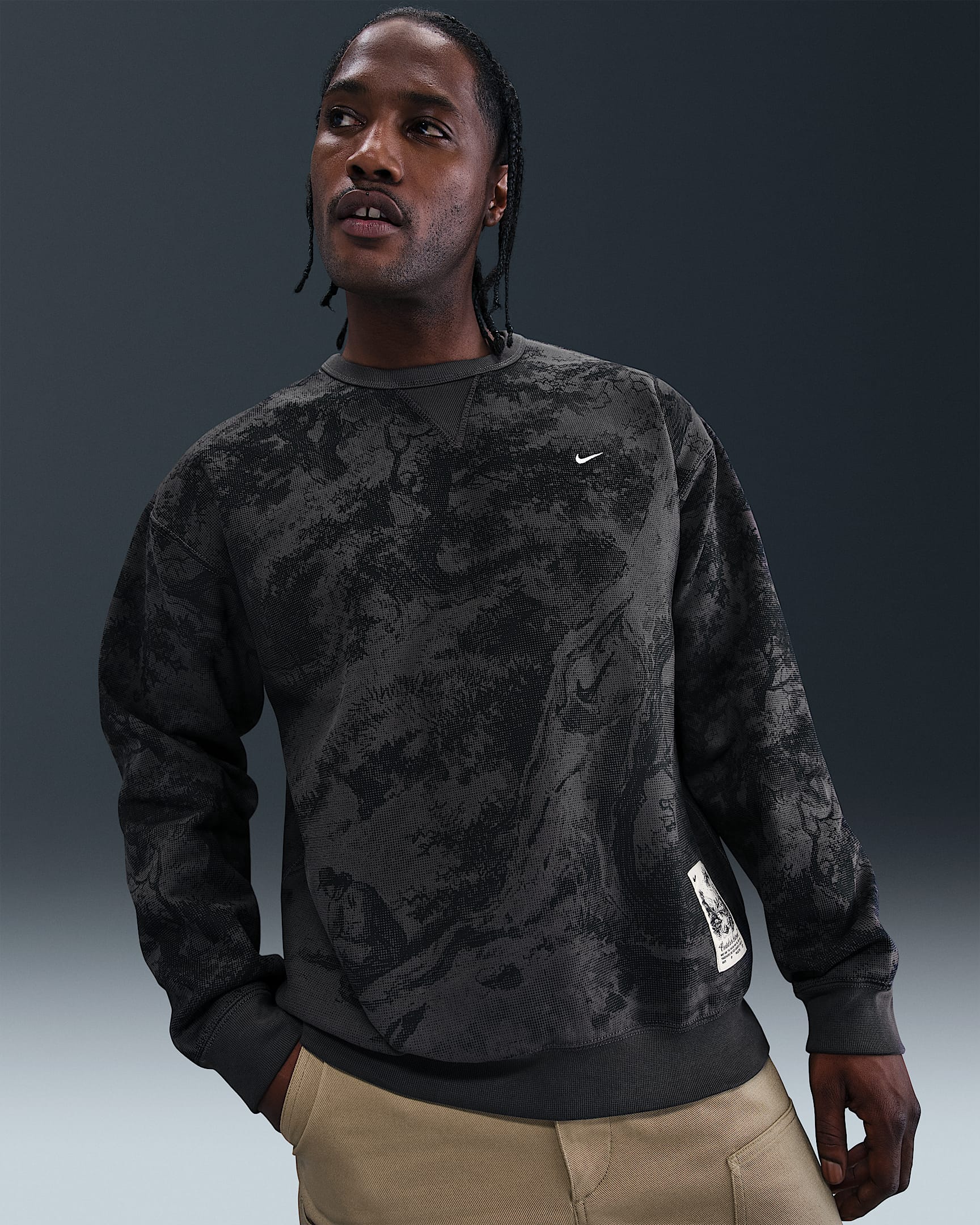 Sudadera de cuello redondo de tejido Fleece para hombre Nike Solo Swoosh - Ceniza medio/Negro/Blanco