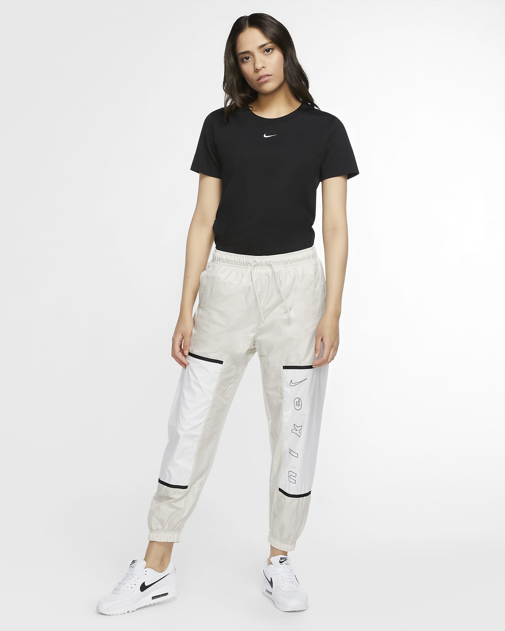 Nike Sportswear Damen-T-Shirt - Schwarz/Weiß