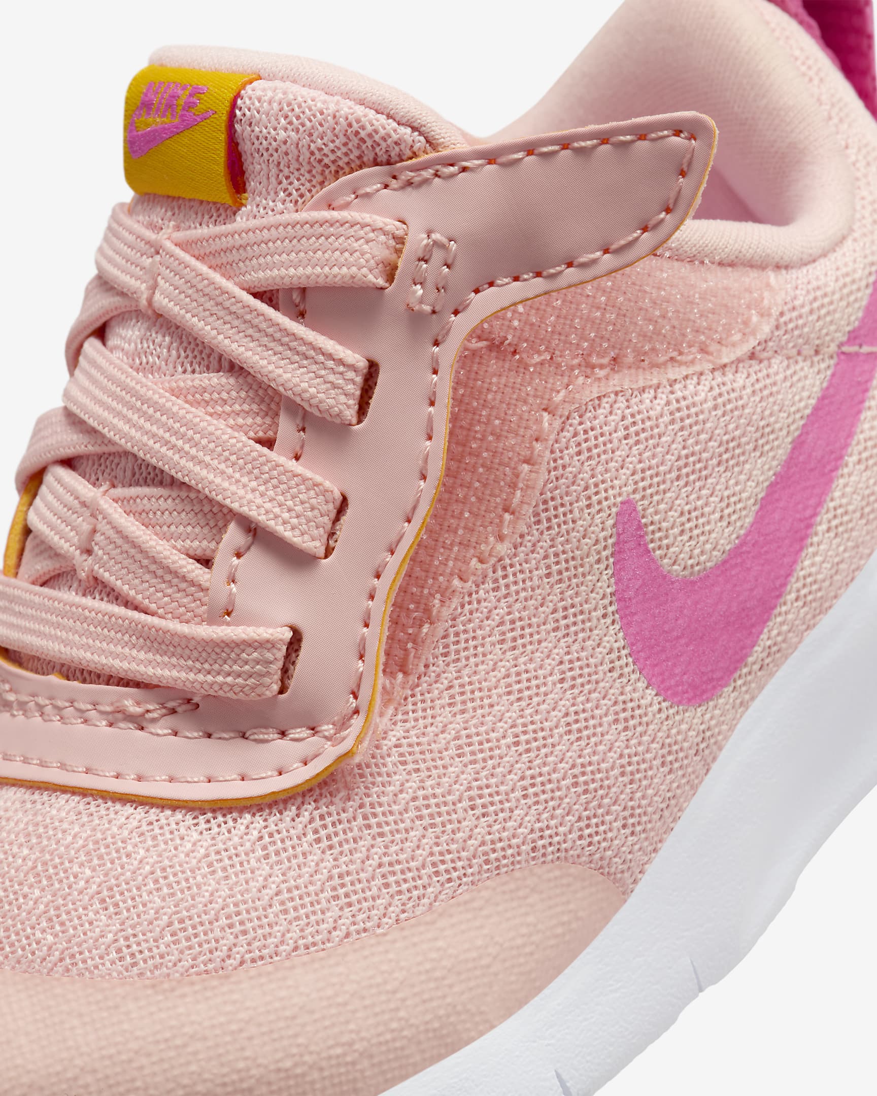 Tenis para bebé e infantil Nike Tanjun EasyOn - Naranja ártico/Oro universitario/Blanco/Rosa paleta