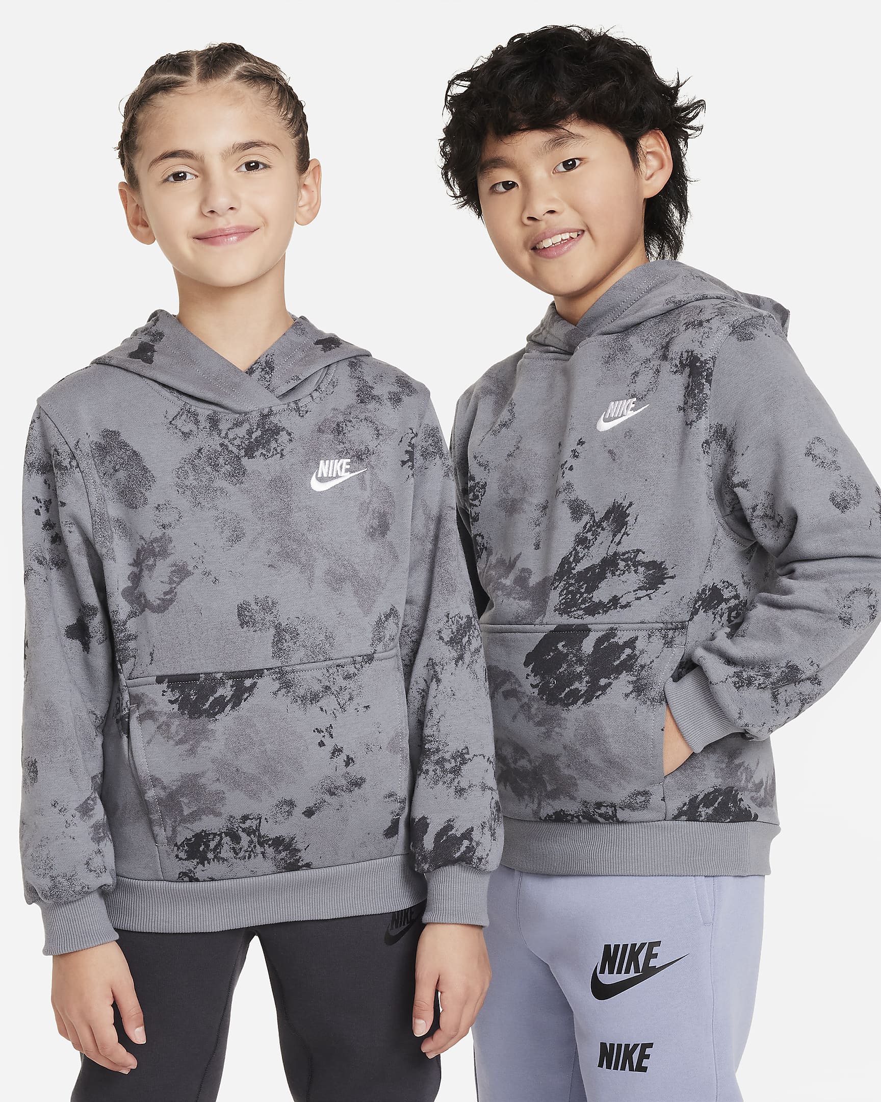 Felpa pullover con cappuccio Nike Sportswear Club Fleece – Ragazzi - Smoke Grey/Bianco