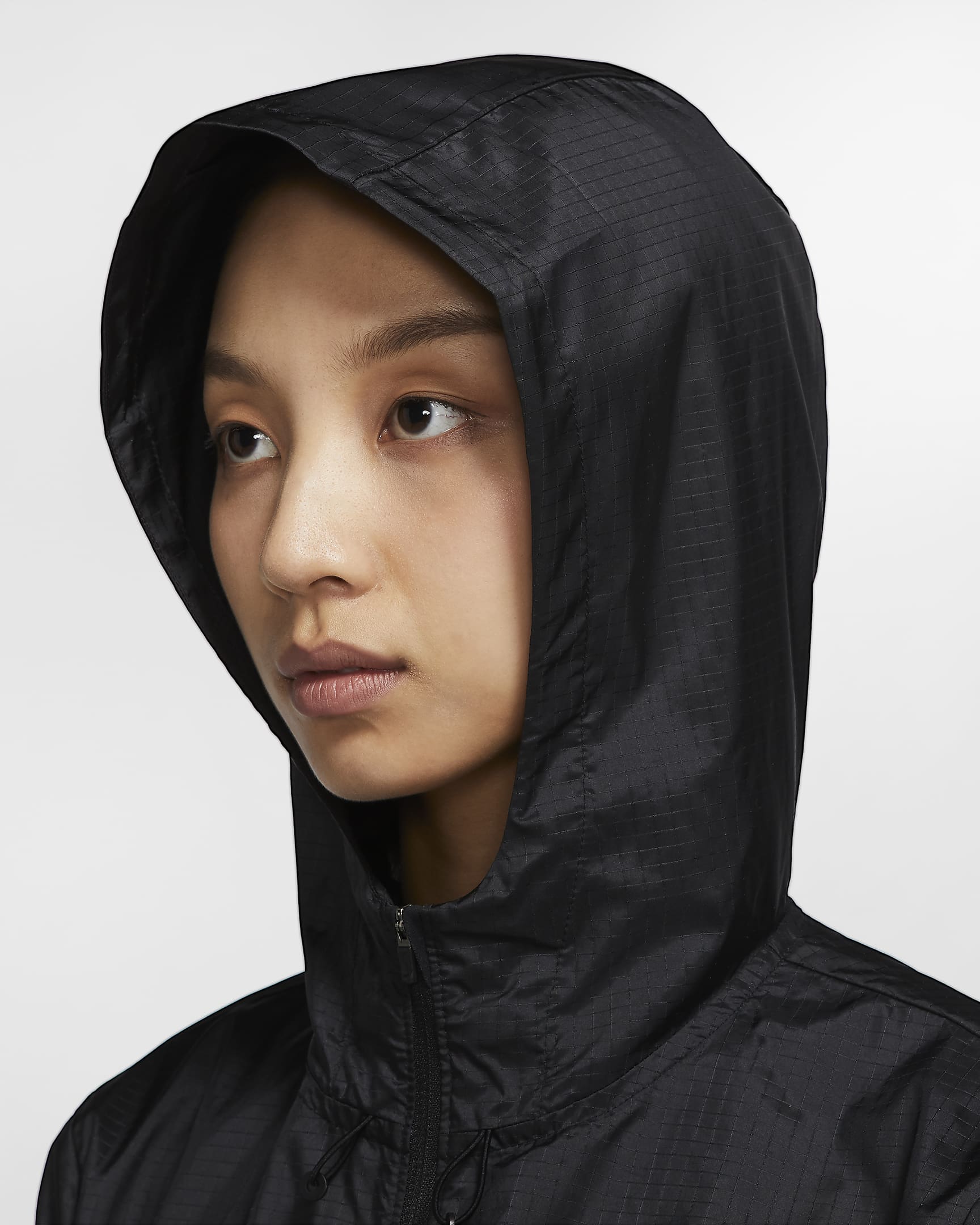 nike essential hooded running jacket