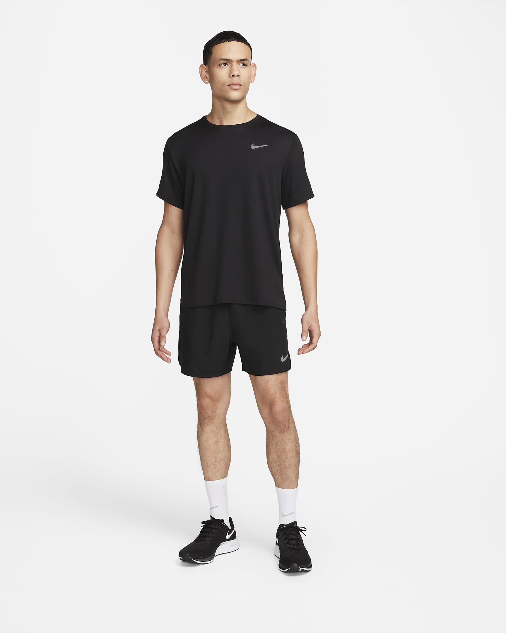 Haut de running à manches courtes Dri-FIT UV Nike Miler pour homme - Noir